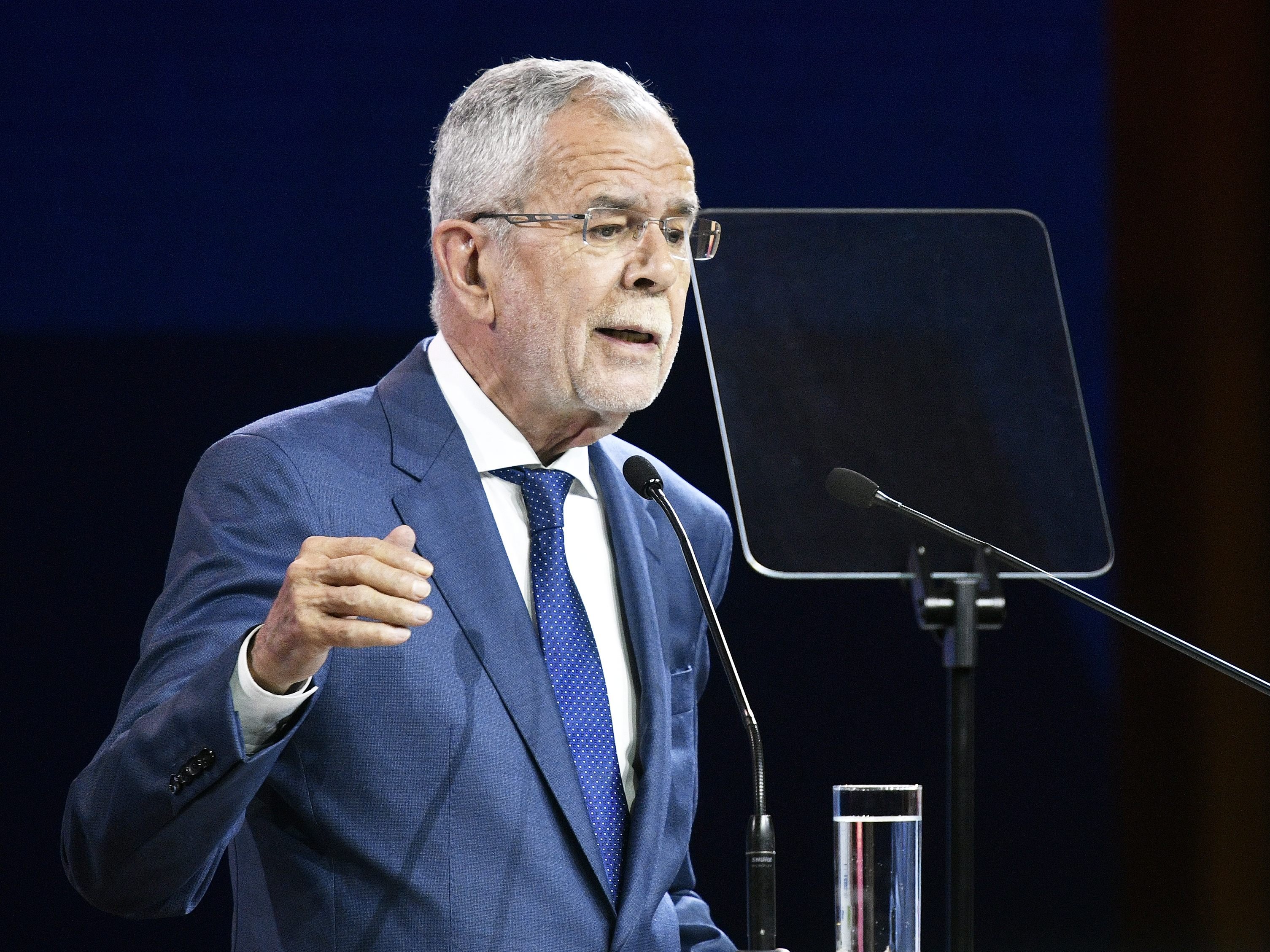 Bundespräsident Van der Bellen lobte die Arbeit des DÖW. Bundespräsident Van der Bellen lobte die Arbeit des DÖW.