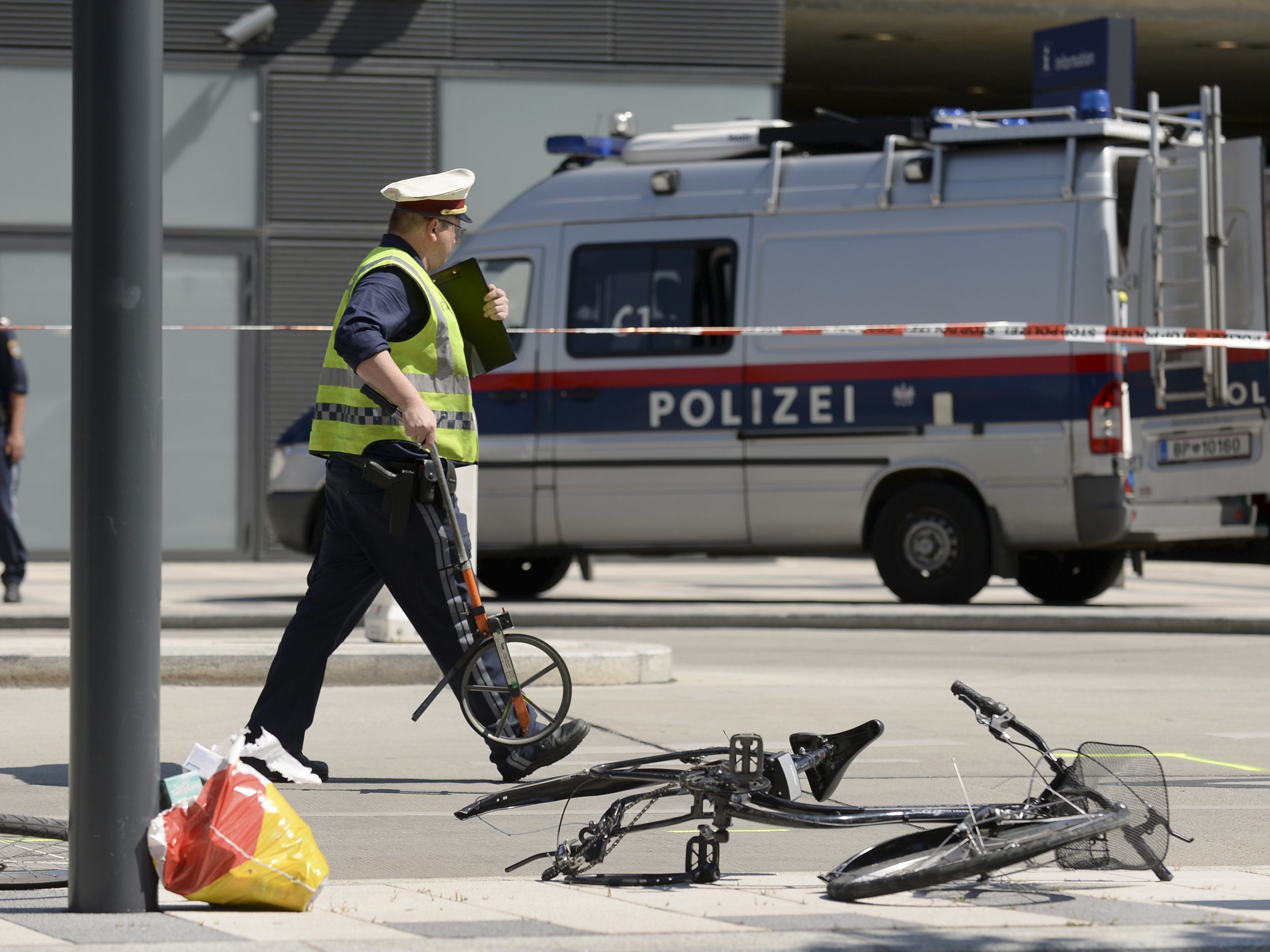 Der 16-Jährige wurde leicht verletzt. / Symbolbild