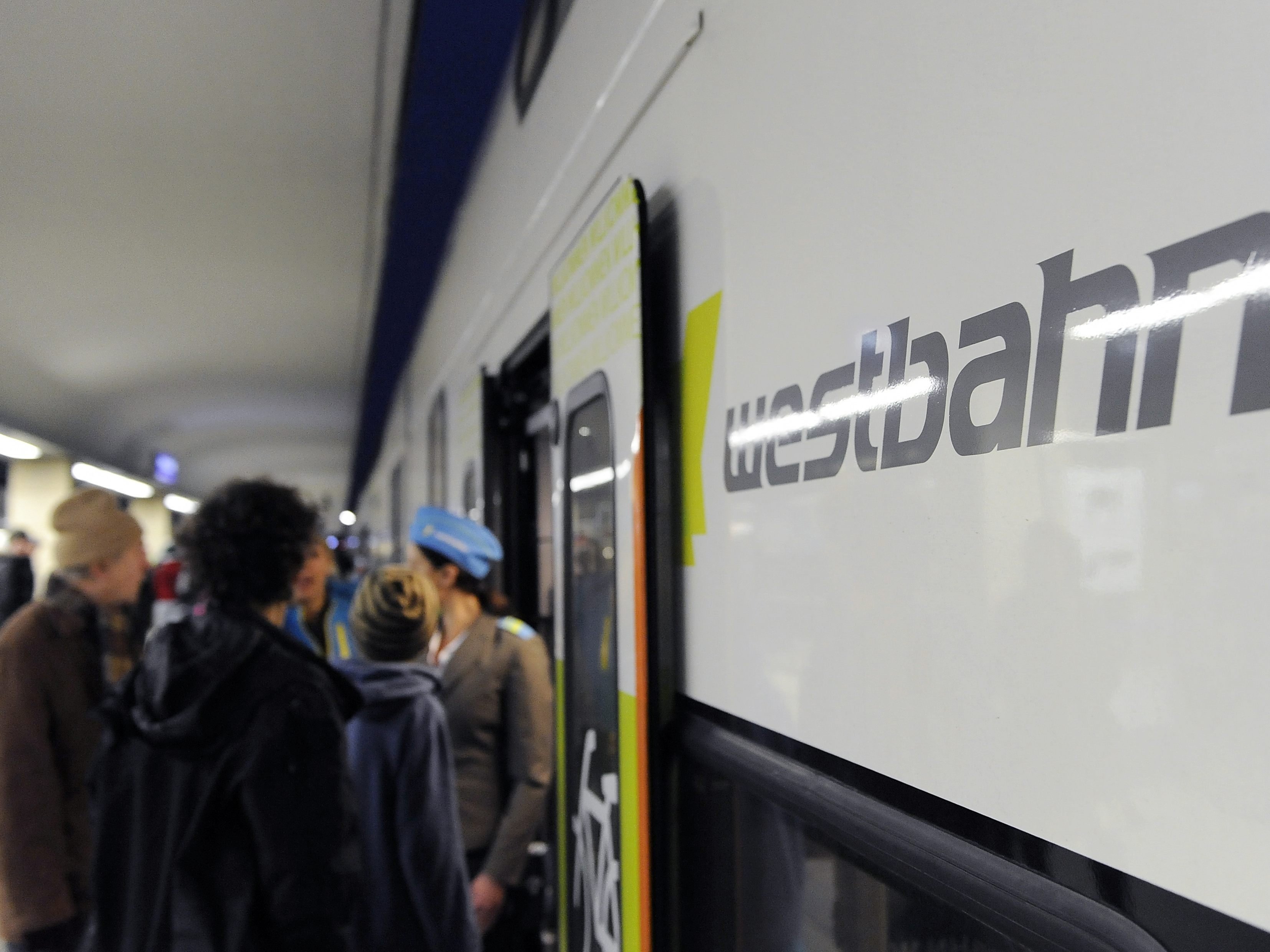 Ab sofort steht für Vielfahrer ein Pendlerfrühstück der WESTbahn in Kooperation mit Anker bereit. Ab sofort steht für Vielfahrer ein Pendlerfrühstück der WESTbahn in Kooperation mit Anker bereit.