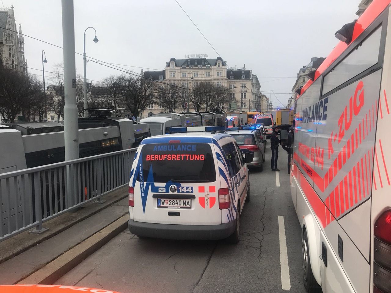 Die Frau wurde ins Krankenhaus gebracht. / Symbolfoto Die Frau wurde ins Krankenhaus gebracht. / Symbolfoto