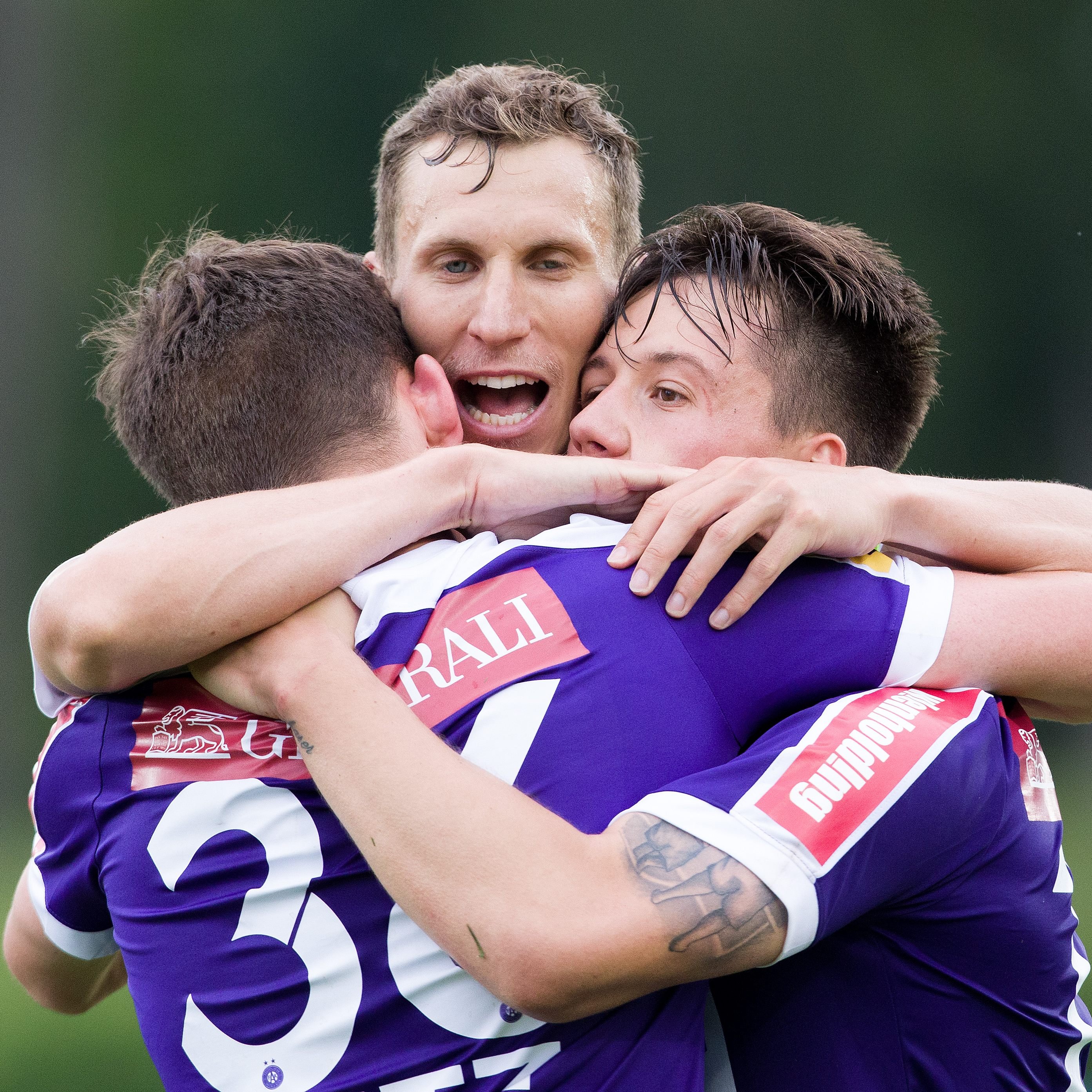 Die Wiener Austria freute sich sichtlich über den hohen Sieg über Red Bull Salzburg.