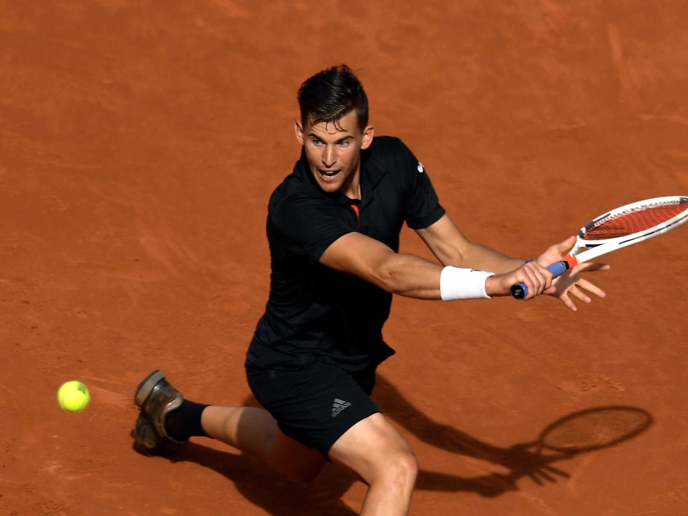 Der Österreicher schlägt Nadal in einem umkämpften Viertelfinale in zwei Sätzen. Der Österreicher schlägt Nadal in einem umkämpften Viertelfinale in zwei Sätzen.