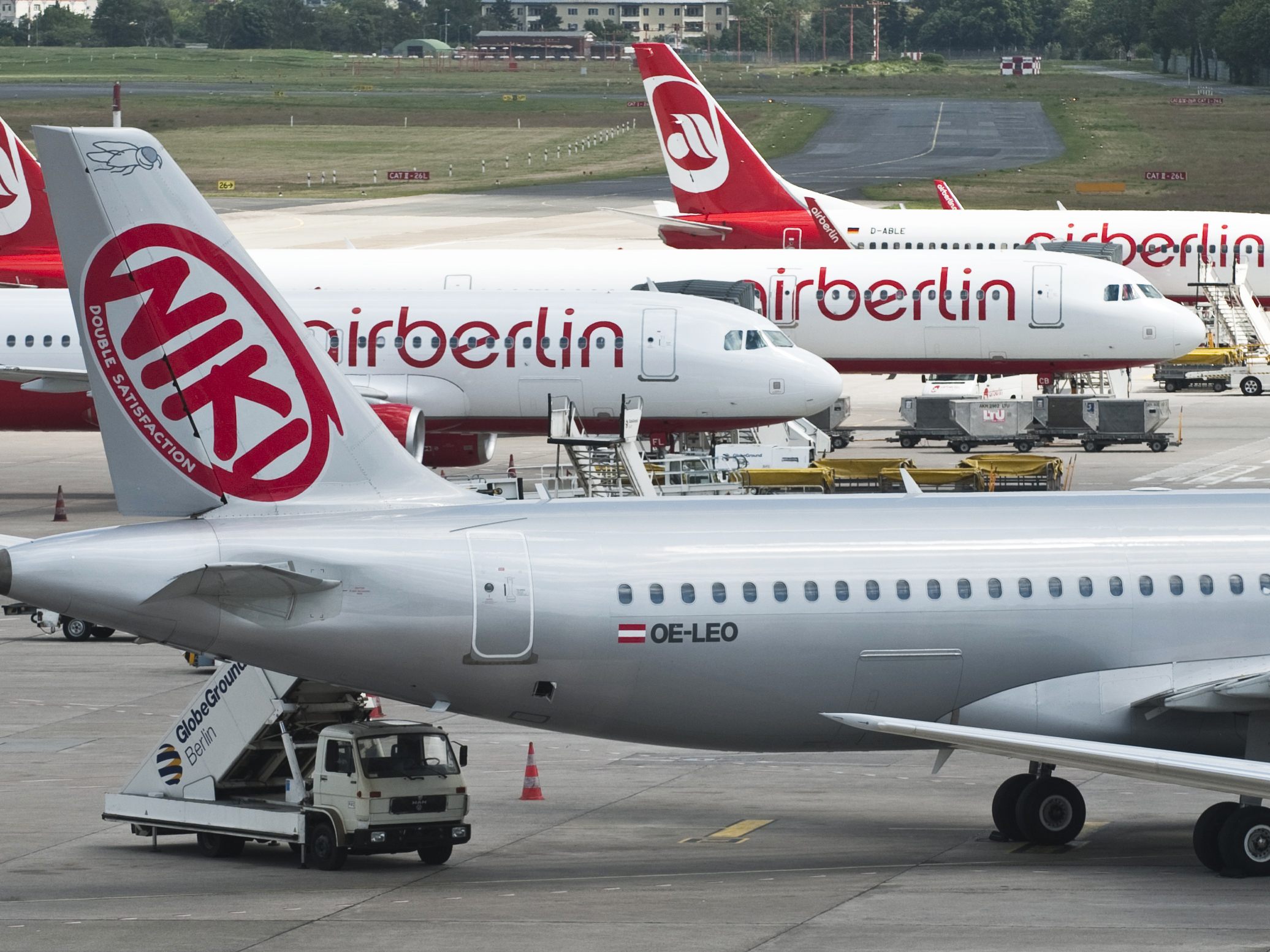 Air Berlin und Niki ließen Passagiere im Regen stehen. / Symbolfoto Air Berlin und Niki ließen Passagiere im Regen stehen. / Symbolfoto
