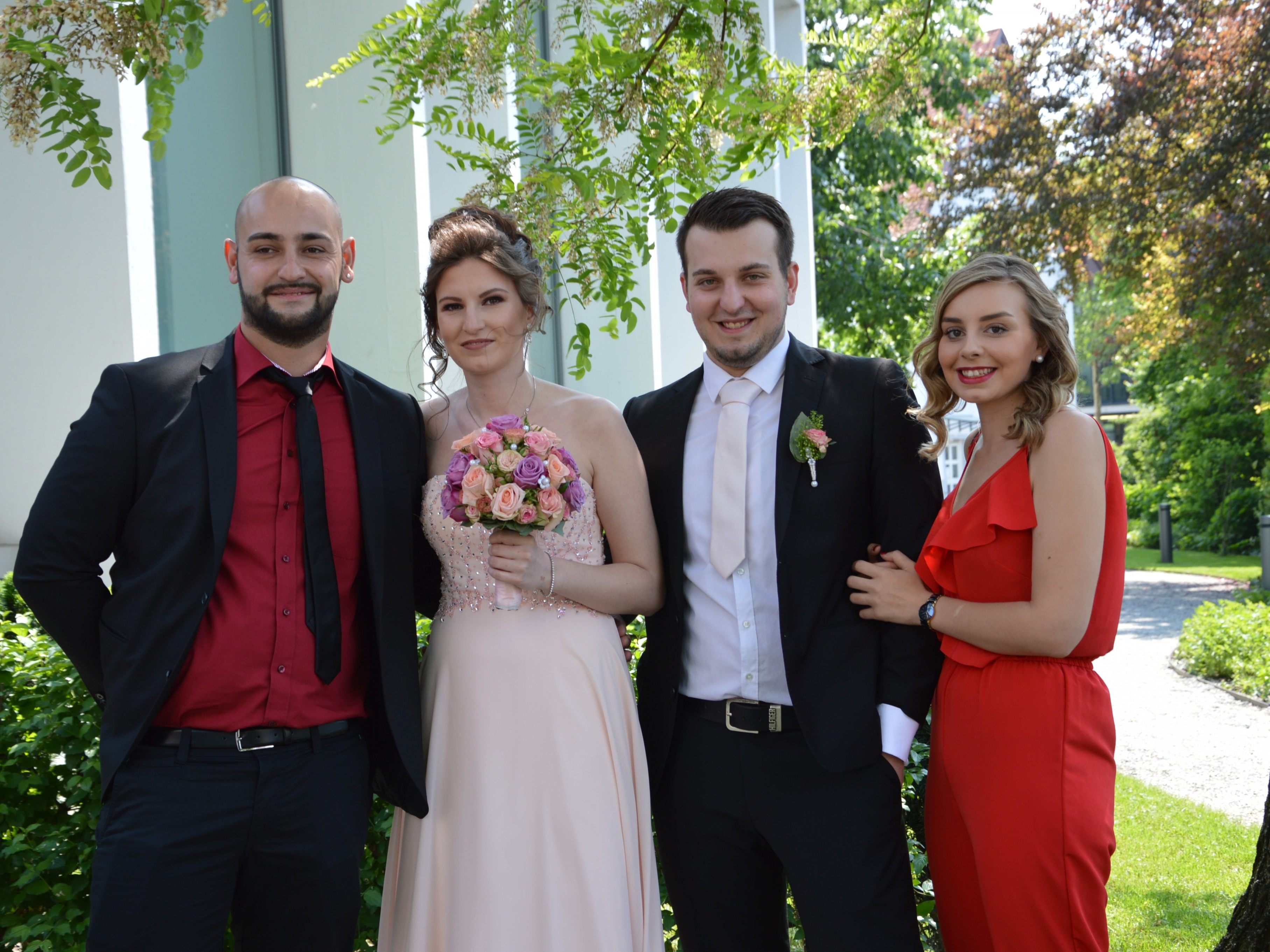 Am 18.5.18 feierten Alessa Chiara Frei und Anto Martic ihre standesamtliche Trauung.