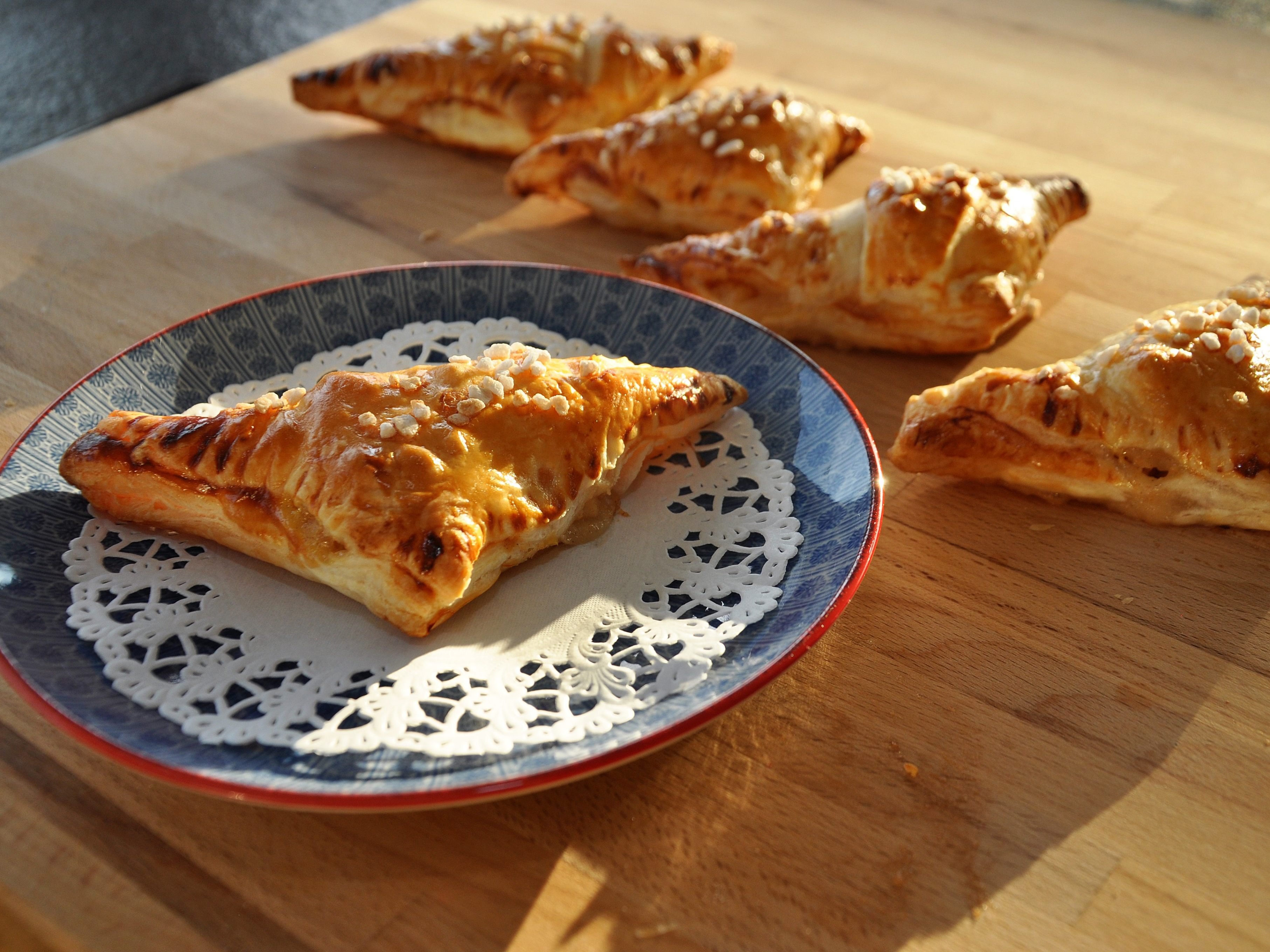 Die Appelflappen gelingen auch jungen Backanfängern. Die Appelflappen gelingen auch jungen Backanfängern.