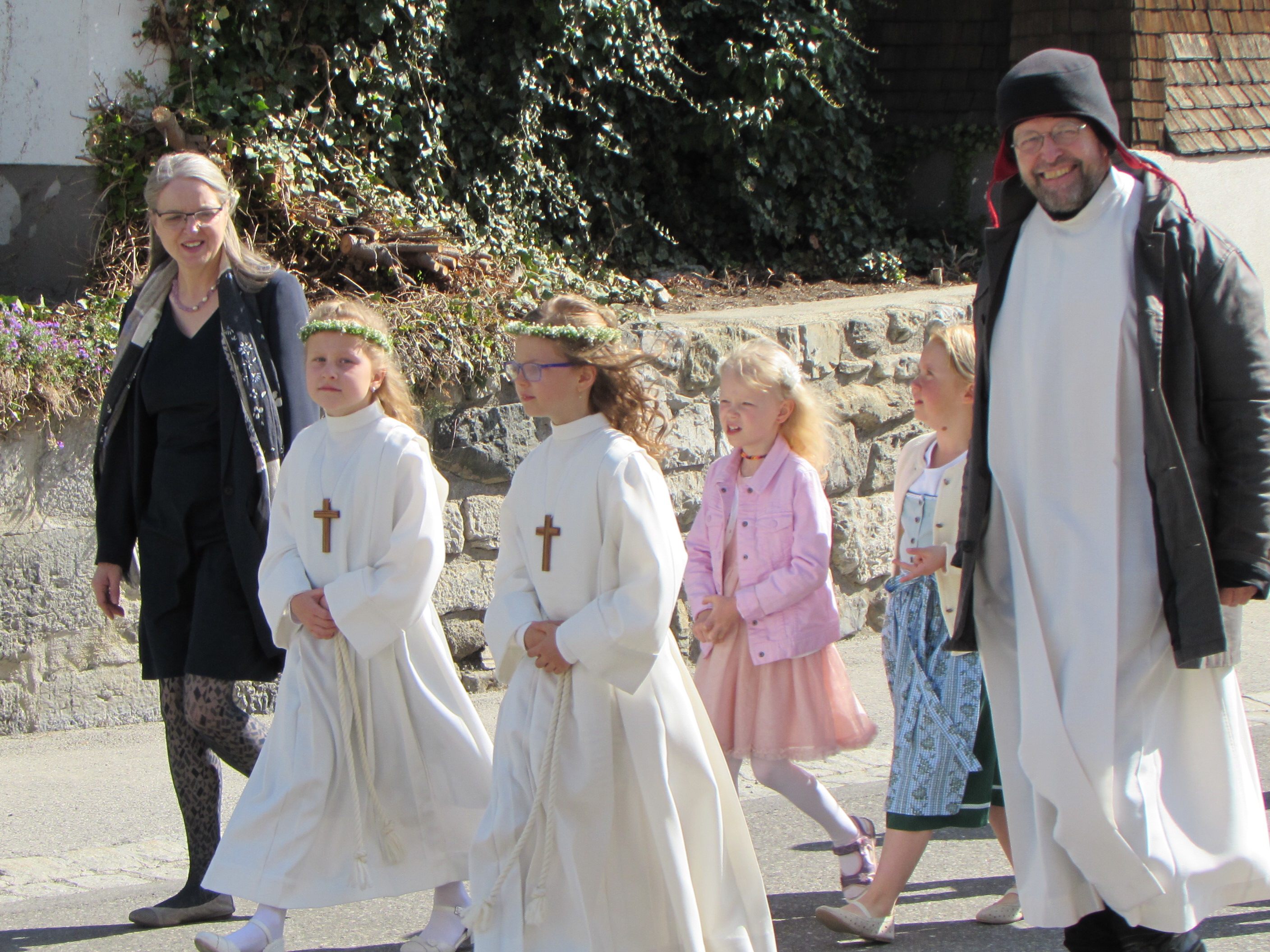 Lea und Mariell feierten ihre Erstkommunion