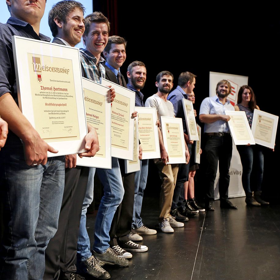 182 Meisterbriefe für das Vorarlberger Gewerbe und Handwerk