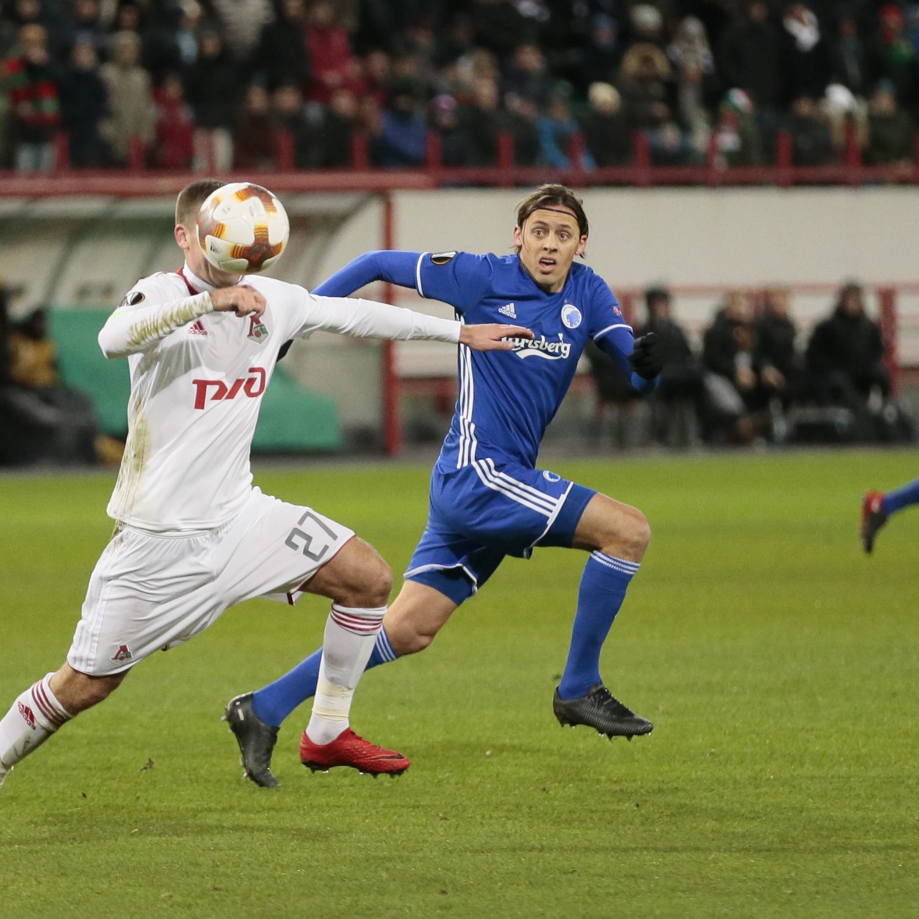 Die "Veilchen" haben 2019 eine Kaufoption auf Uros Matic (rechts).