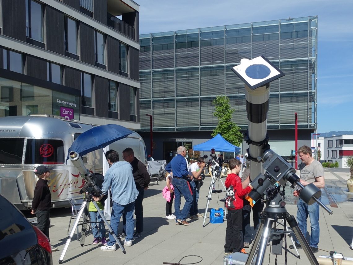 Die Astronomen am Garnmarkt