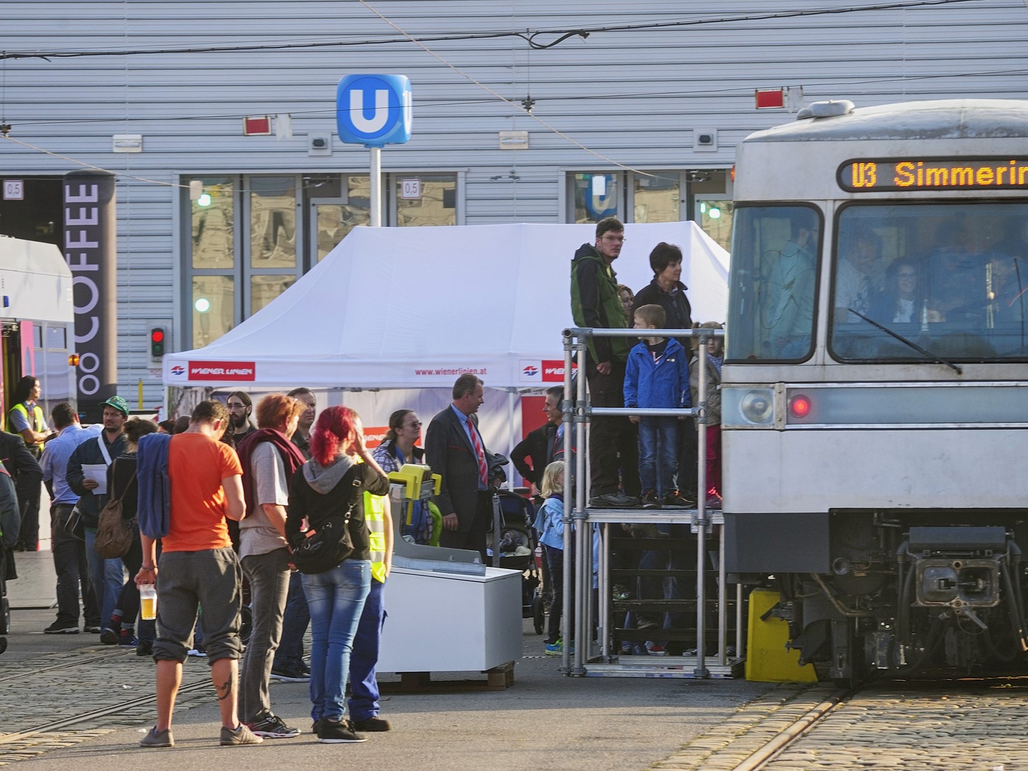 Die Wiener Linien ermöglichen wieder einen Blick hinter die Kulissen. Die Wiener Linien ermöglichen wieder einen Blick hinter die Kulissen.