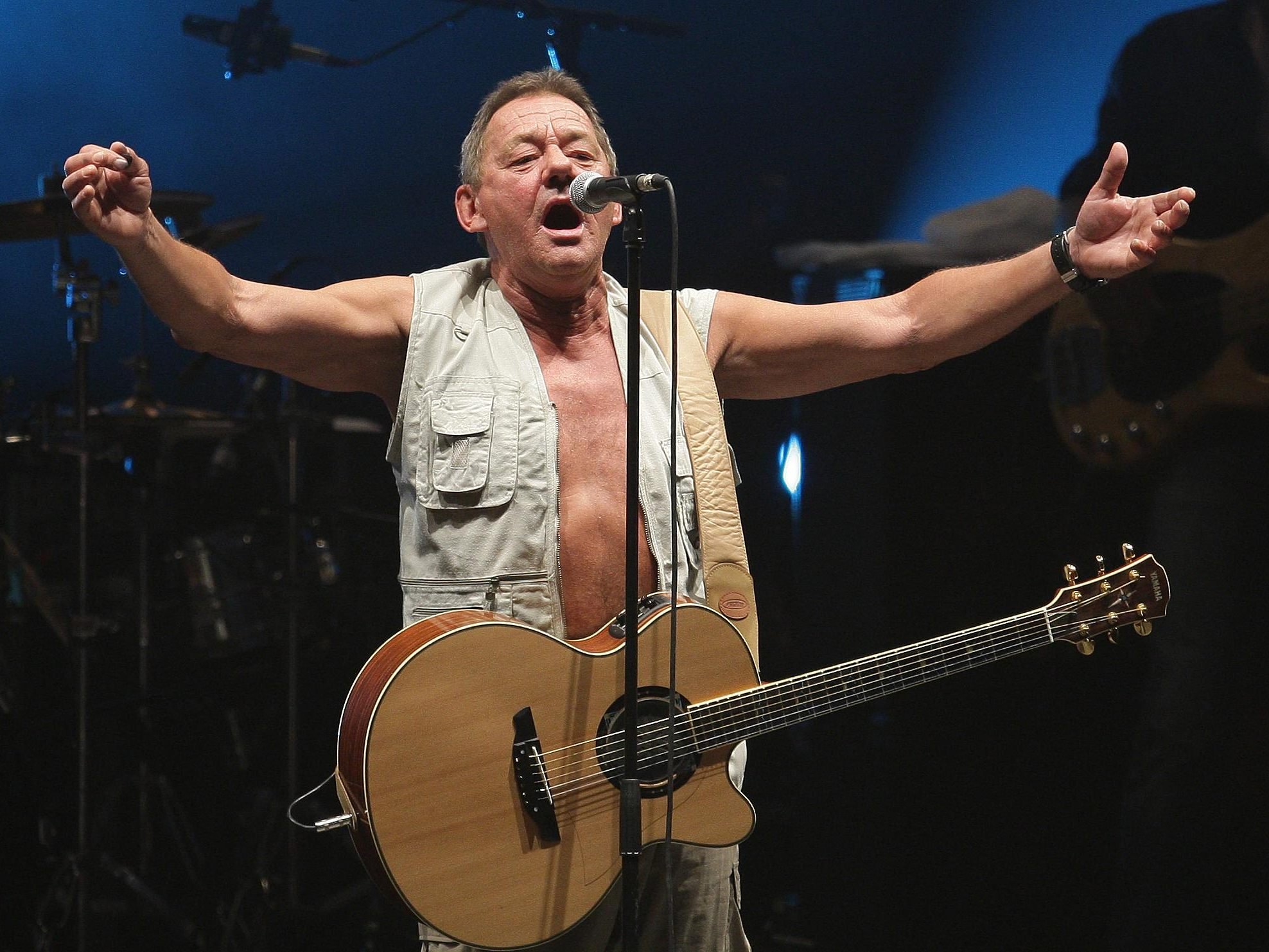 Auch Pop-Legende Wolfgang Ambros wird die Stadthalle zum Jubiläum besuchen.