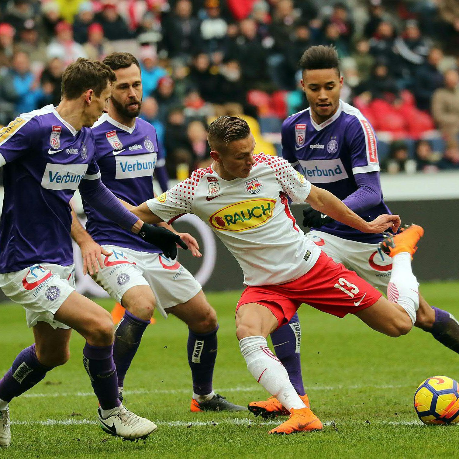 Austria Wien und Red Bull Salzburg spielen das letzte Saisonspiel in Wiener Neustadt.