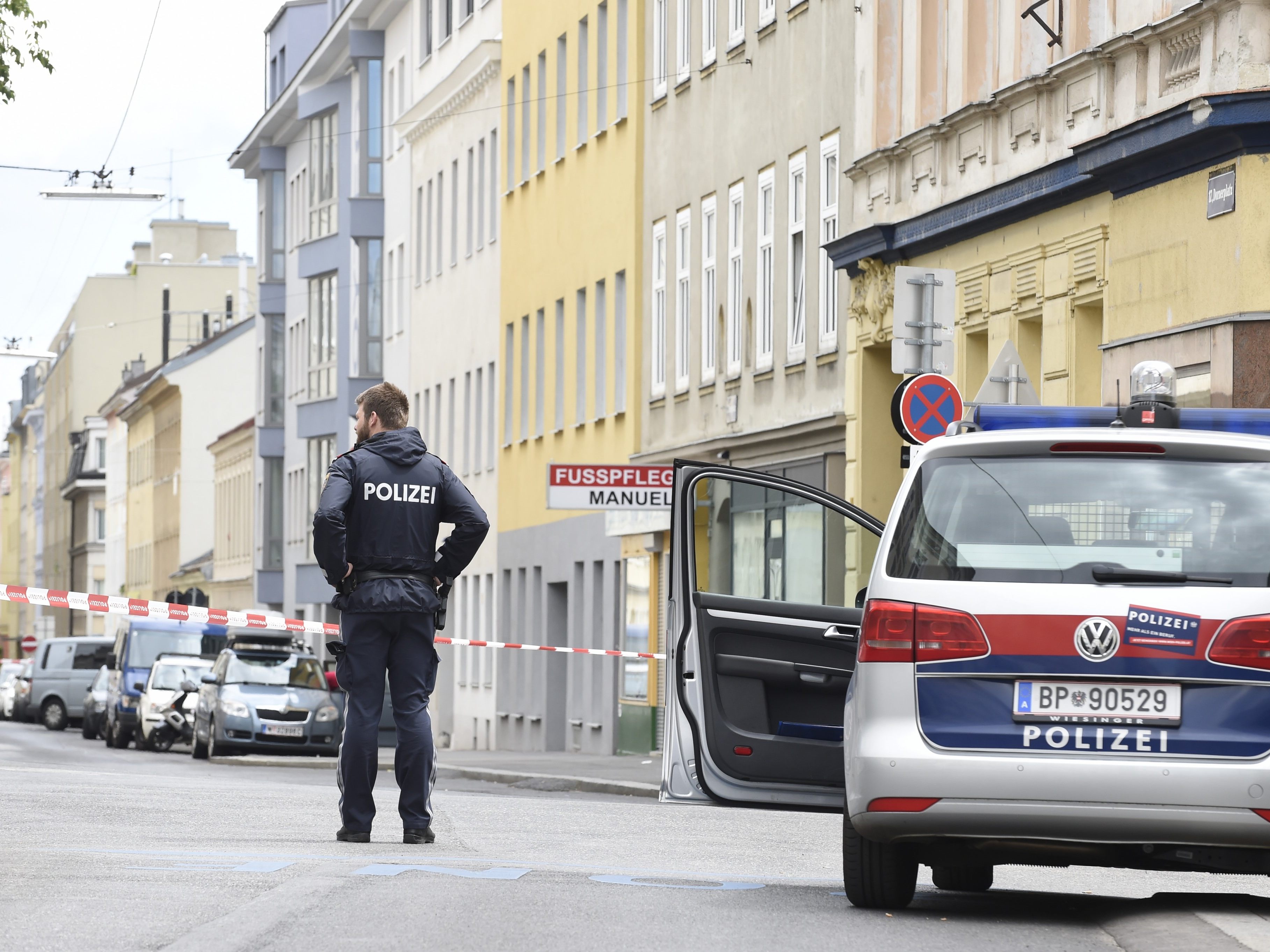 Die Grätzelpolizisten laden zur Sicherheitssprechstunde in Wien-Hernals.