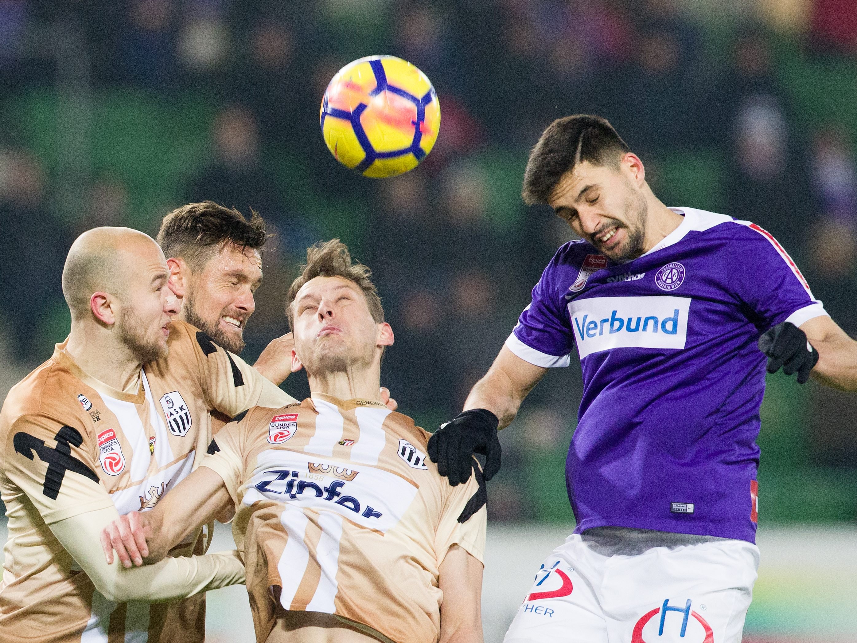 Tarkan Serbest absolviert einige Testspiele für die Türkei. Tarkan Serbest absolviert einige Testspiele für die Türkei.