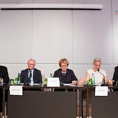 Expertenkommission mit Waltraud Klasnic