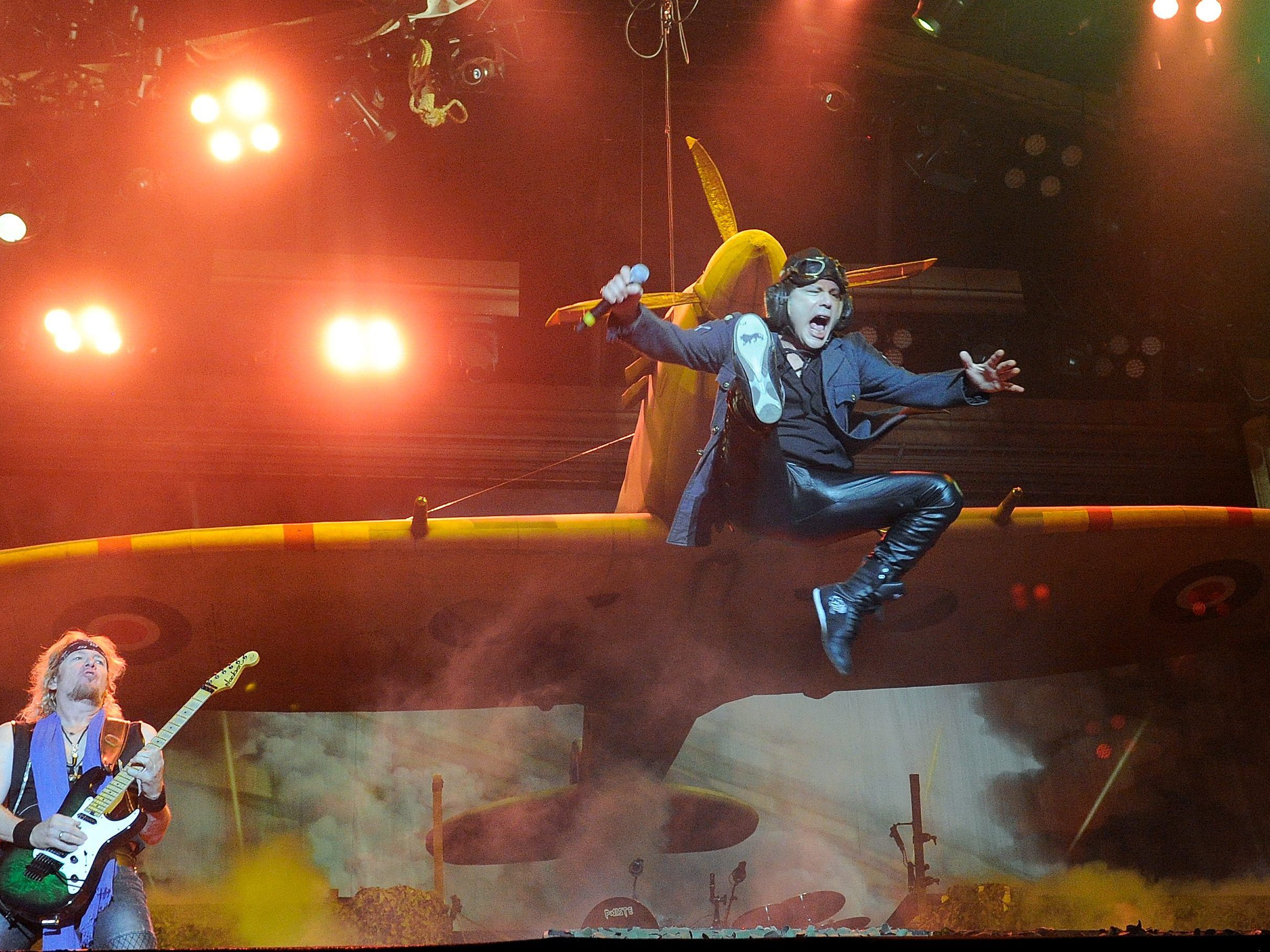 Iron Maiden lieferte am 4. Tag des Nova Rock Festivals ein wahres Spektakel. Iron Maiden lieferte am 4. Tag des Nova Rock Festivals ein wahres Spektakel.