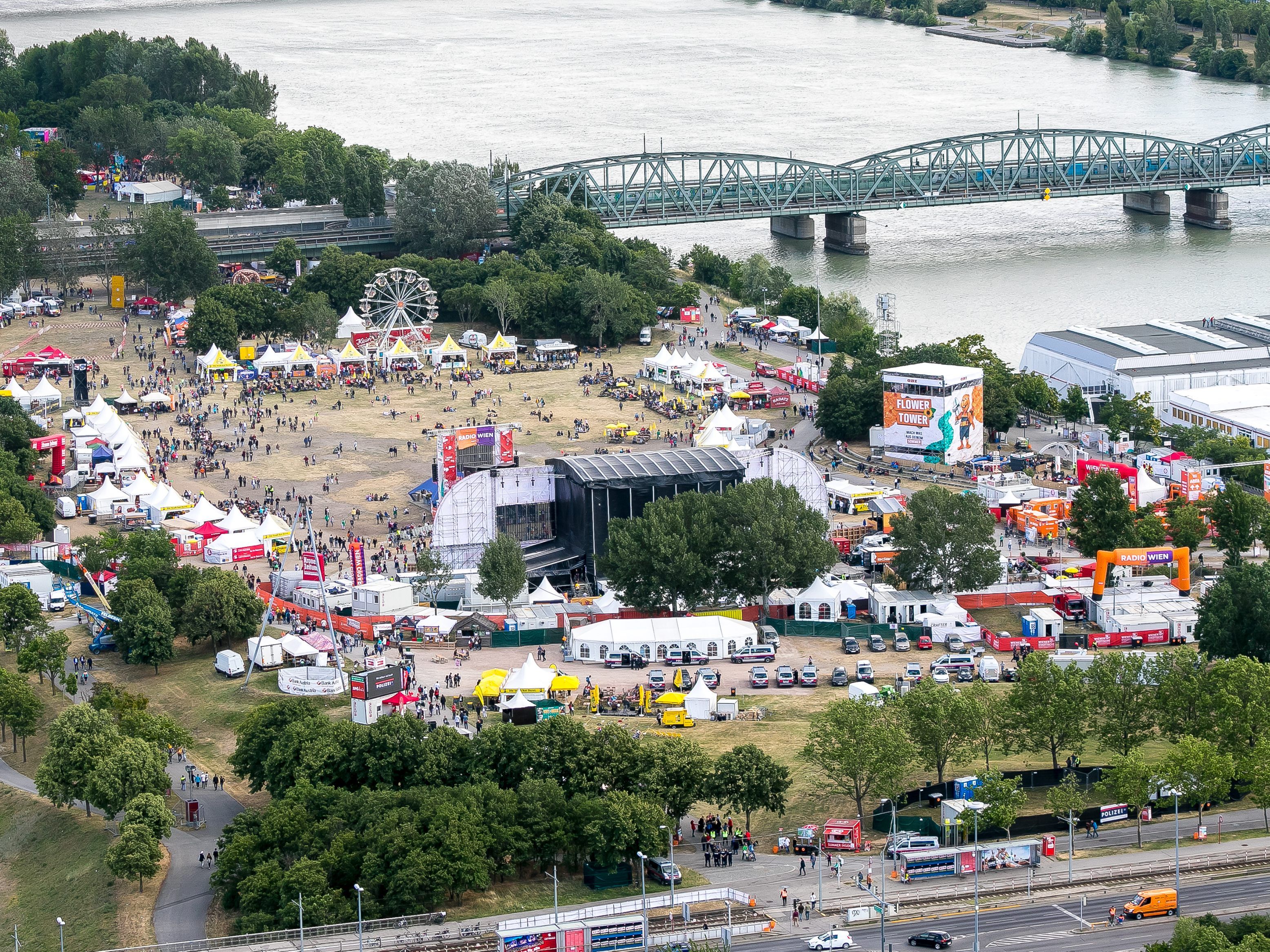 Das 35. Donauinselfest verzeichnet eine positive Bilanz. Das 35. Donauinselfest verzeichnet eine positive Bilanz.