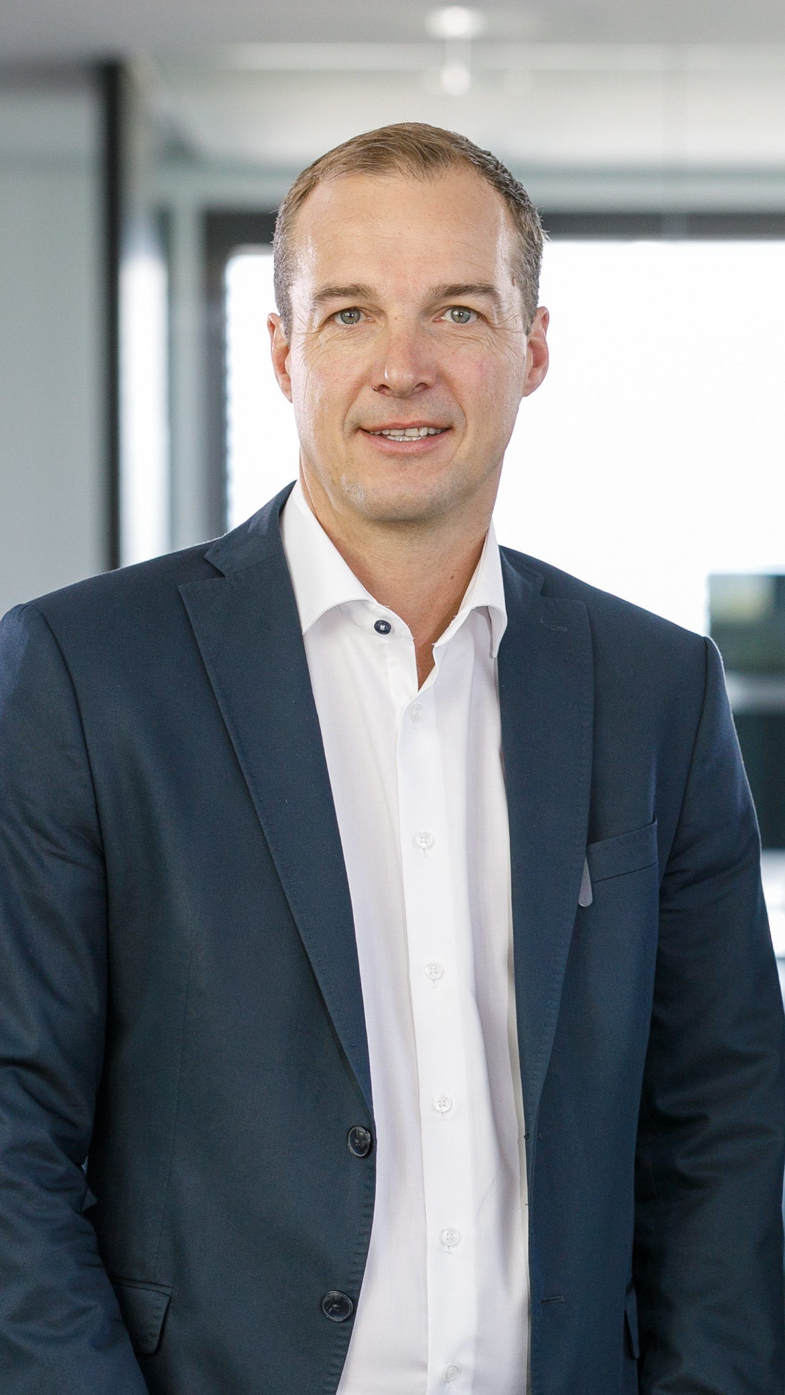 Die neuen Vorstandsmitglieder Chief Technology Officer Klaus Allgäuer (rechts) und Chief Operations Officer Walter Ritzer ergänzen das ALPLA Board.