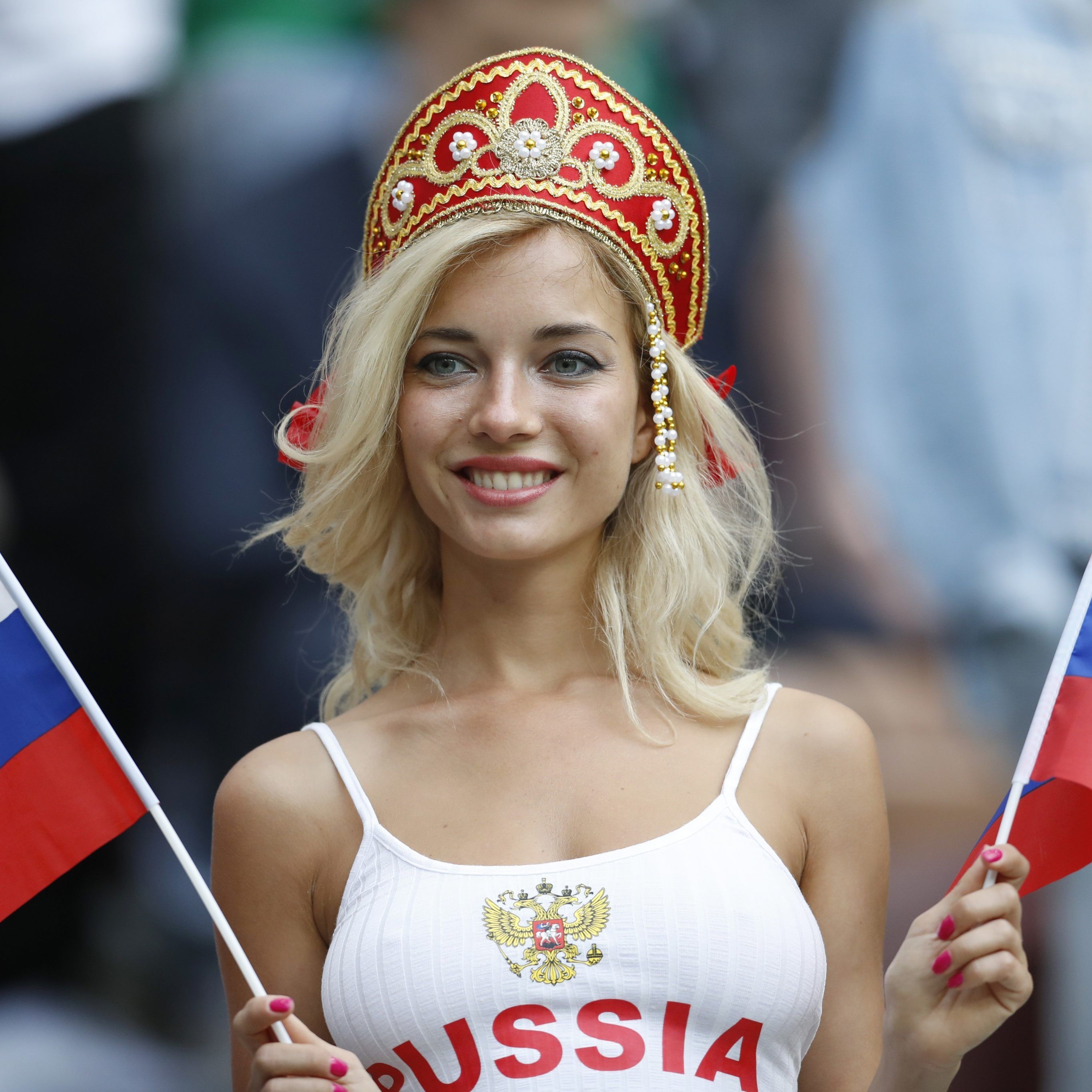 Russlands schönster Fan ist keine Unbekannte.