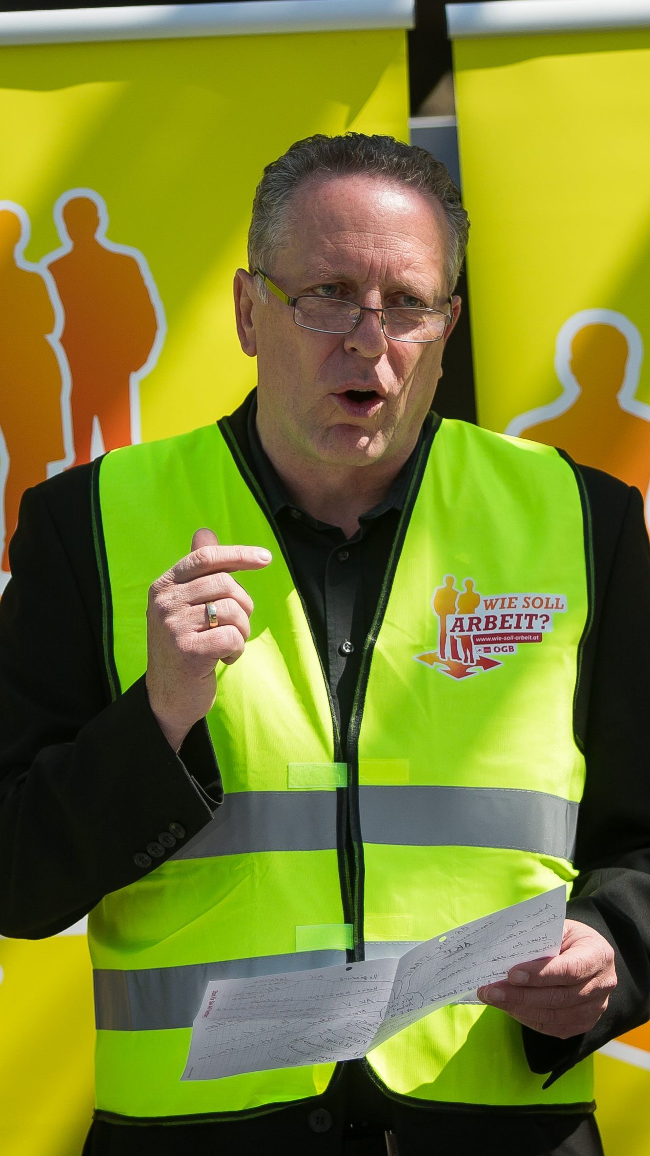 Der ÖGB Vorarlberg und die Arbeiterkammer Vorarlberg (hier im Bild AK-Präsident Hubert Hämmerle) beraten Kampfmaßnahmen gegen den 12-Stunden-Tag.