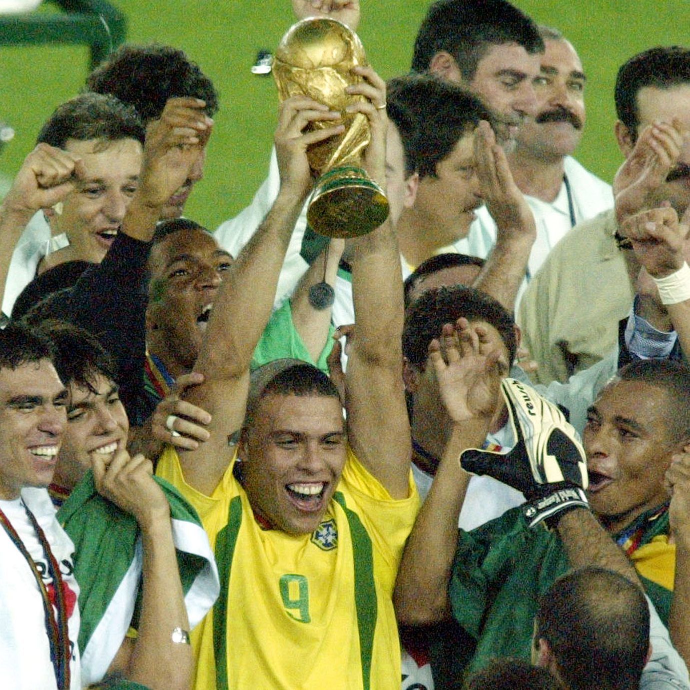 Die Brasilianer sollen laut Statistikern heuter wieder den WM-Pokal gewinnen.