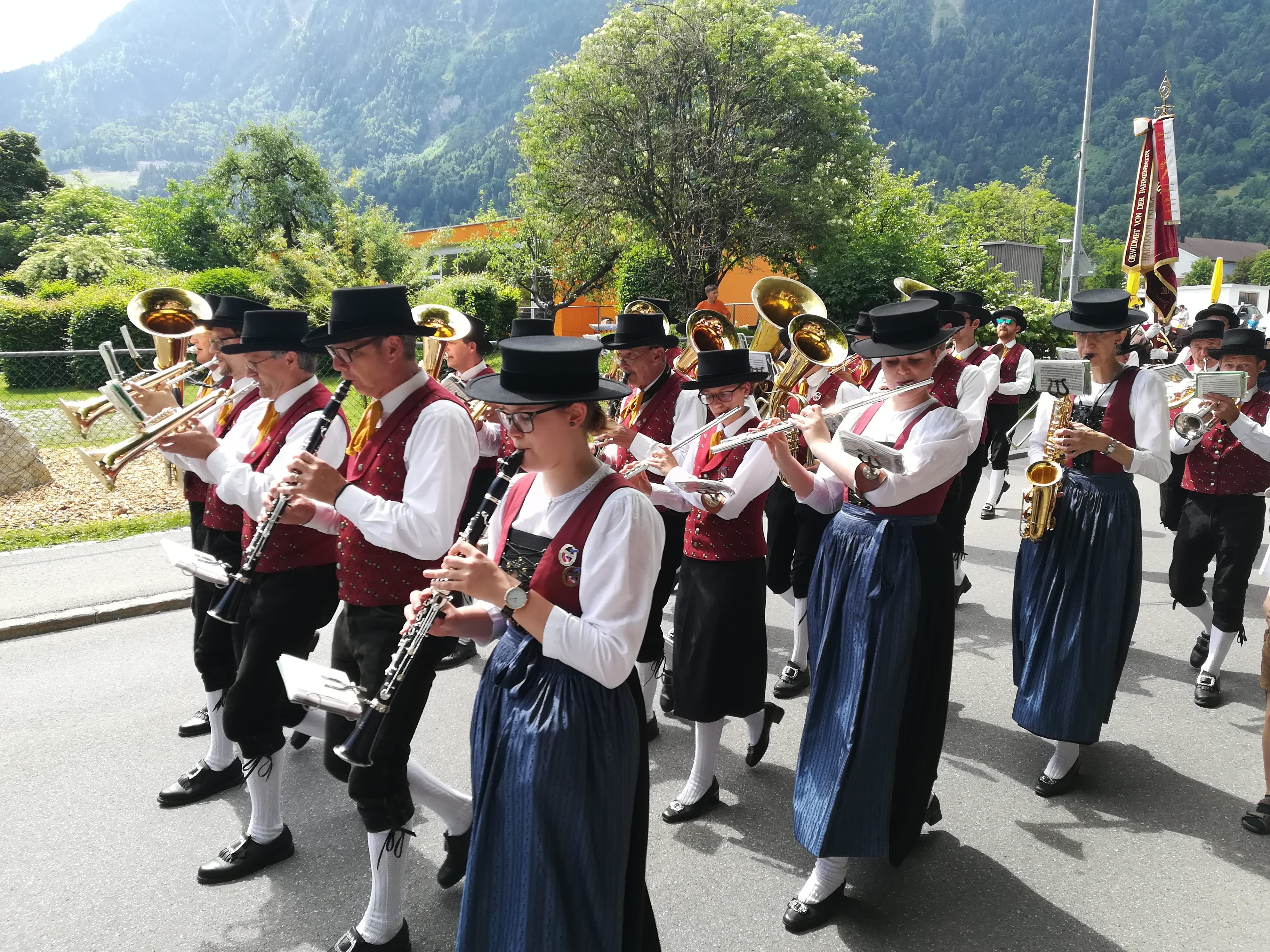 Gerne unterstützte die Bürgermusik den Tag der Generationen musikalisch. Gerne unterstützte die Bürgermusik den Tag der Generationen musikalisch.