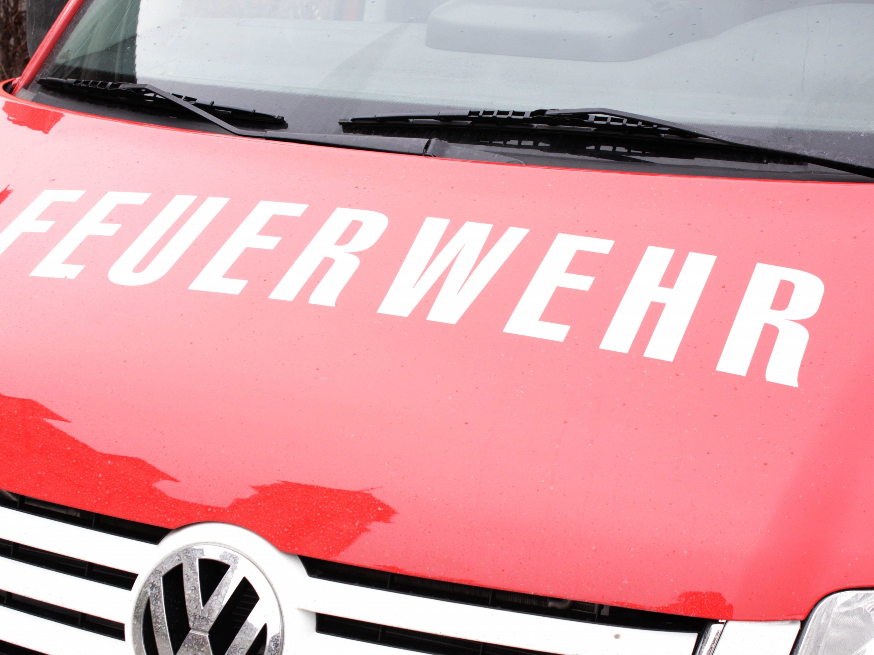 Bei dem Brand in Wien-Margareten wurden zwei Arbeiter verletzt. Bei dem Brand in Wien-Margareten wurden zwei Arbeiter verletzt.