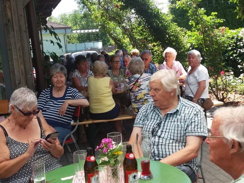 Zweiter Grillhock des Mäderer Pensionistenverbandes Zweiter Grillhock des Mäderer Pensionistenverbandes