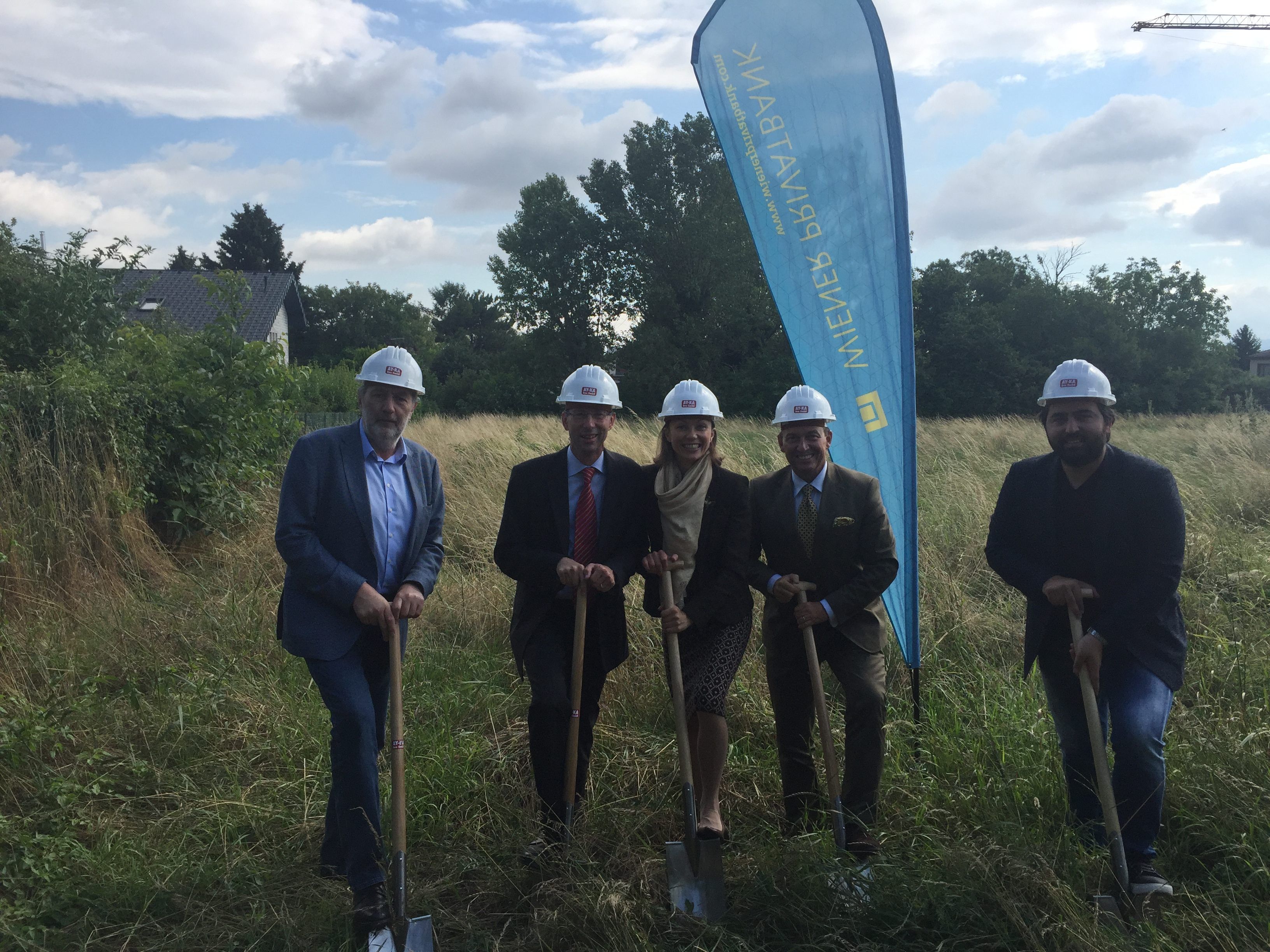 Beim Wohnprojekt Oberlaa erfolgte der Spatenstich. Beim Wohnprojekt Oberlaa erfolgte der Spatenstich.
