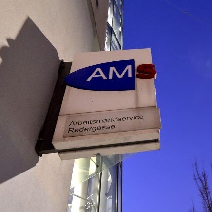 Das AMS meldet so viele freie Stellen wie nie zuvor.