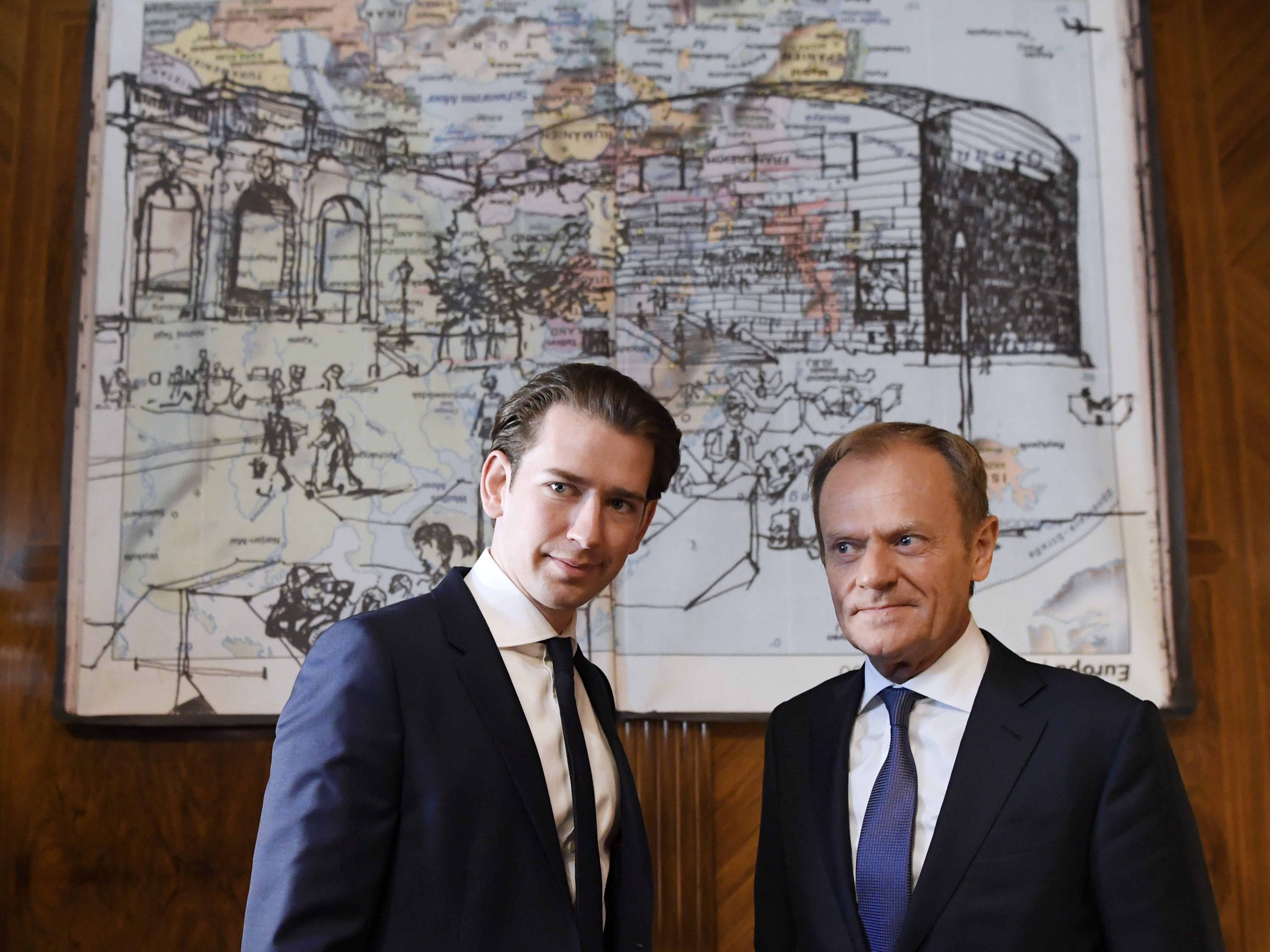 Sebastian Kurz trifft heute in Wien auf Donald Tusk (r). Sebastian Kurz trifft heute in Wien auf Donald Tusk (r).