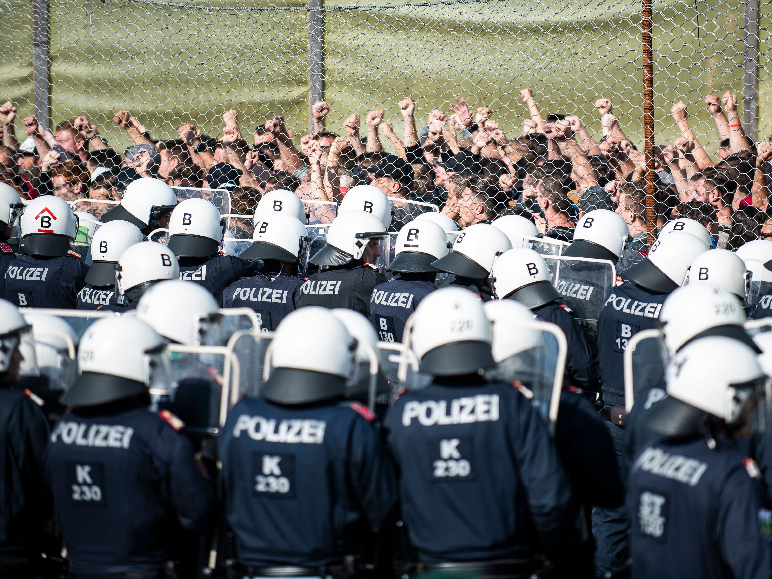 Insgesamt kostete die Übung in Spielfeld über 200.000 Euro. Insgesamt kostete die Übung in Spielfeld über 200.000 Euro.