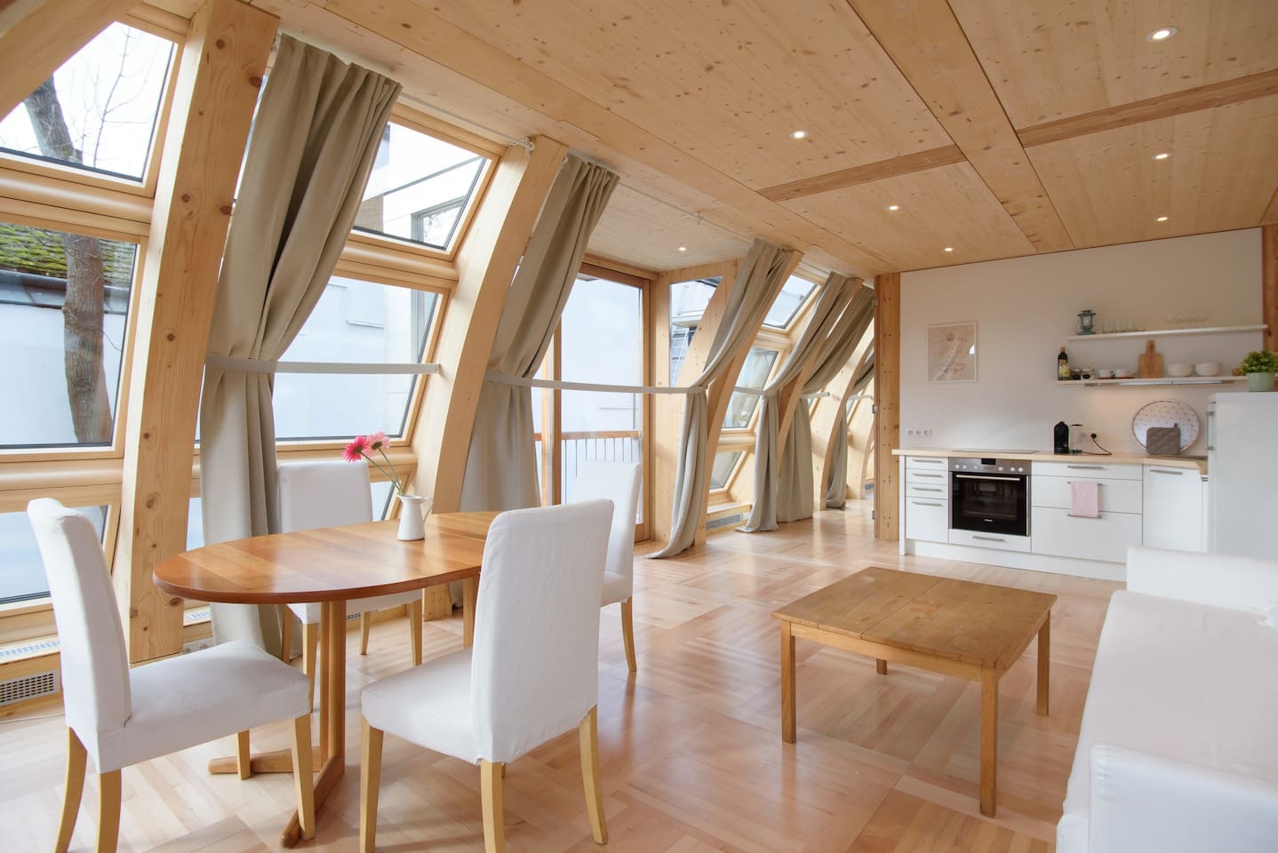 Dachgeschosswohnung in Leichtbauweise.