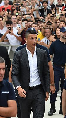 Der Portugiese wurde bei seiner Ankunft in Turin groß gefeiert