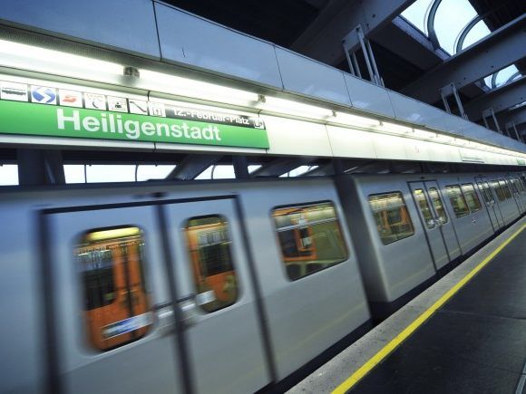 Die Sanierungsarbeiten in der Station Heiligenstadt schreiten voran.