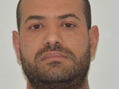 Die Polizei Wien fahndet nach einem Mordversuch mittels Foto nach dem mutmaßlichen Täter. Die Polizei Wien fahndet nach einem Mordversuch mittels Foto nach dem mutmaßlichen Täter.