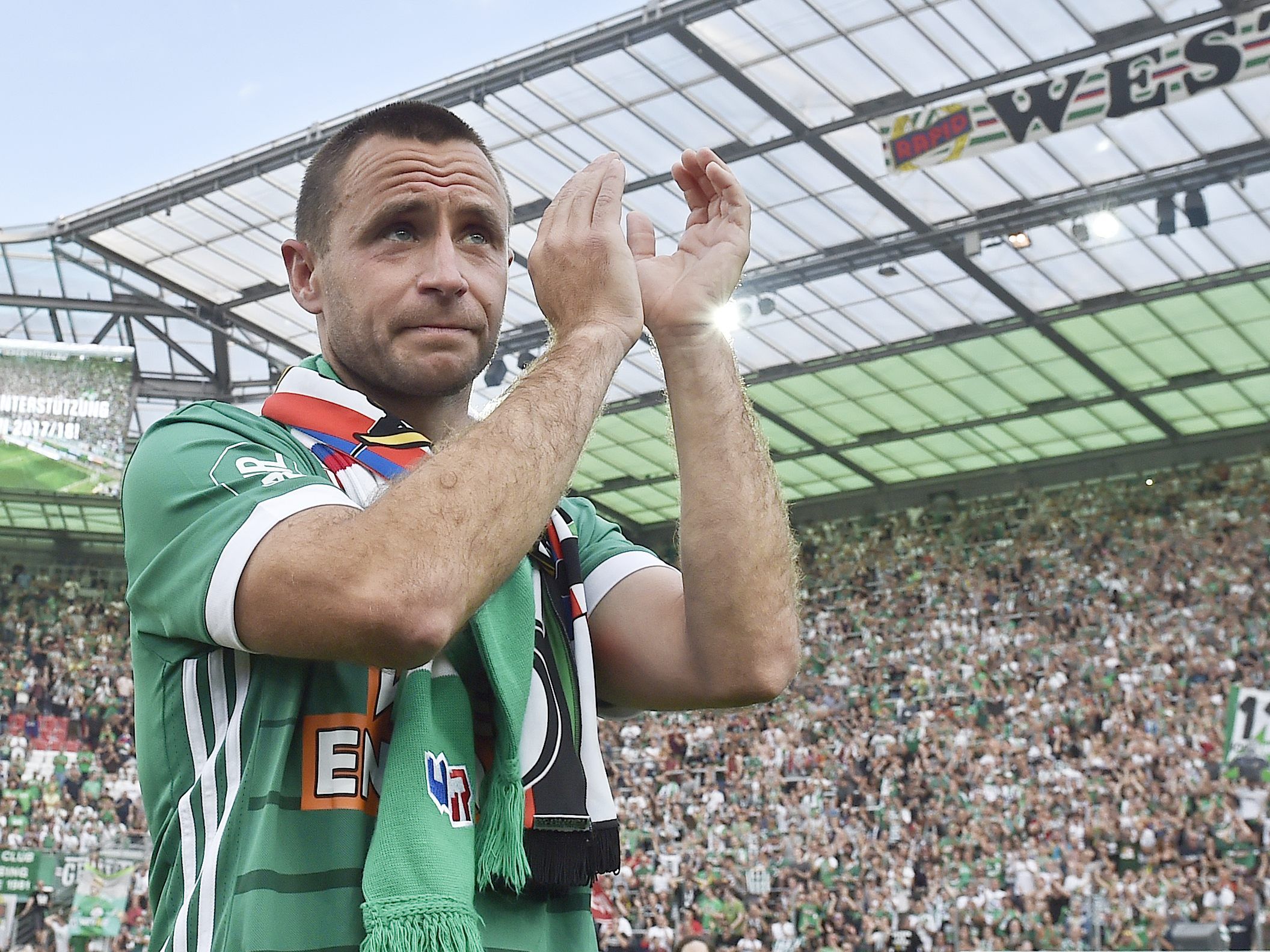 Rapid Wien zeigt sich in neuen Farben. Rapid Wien zeigt sich in neuen Farben.