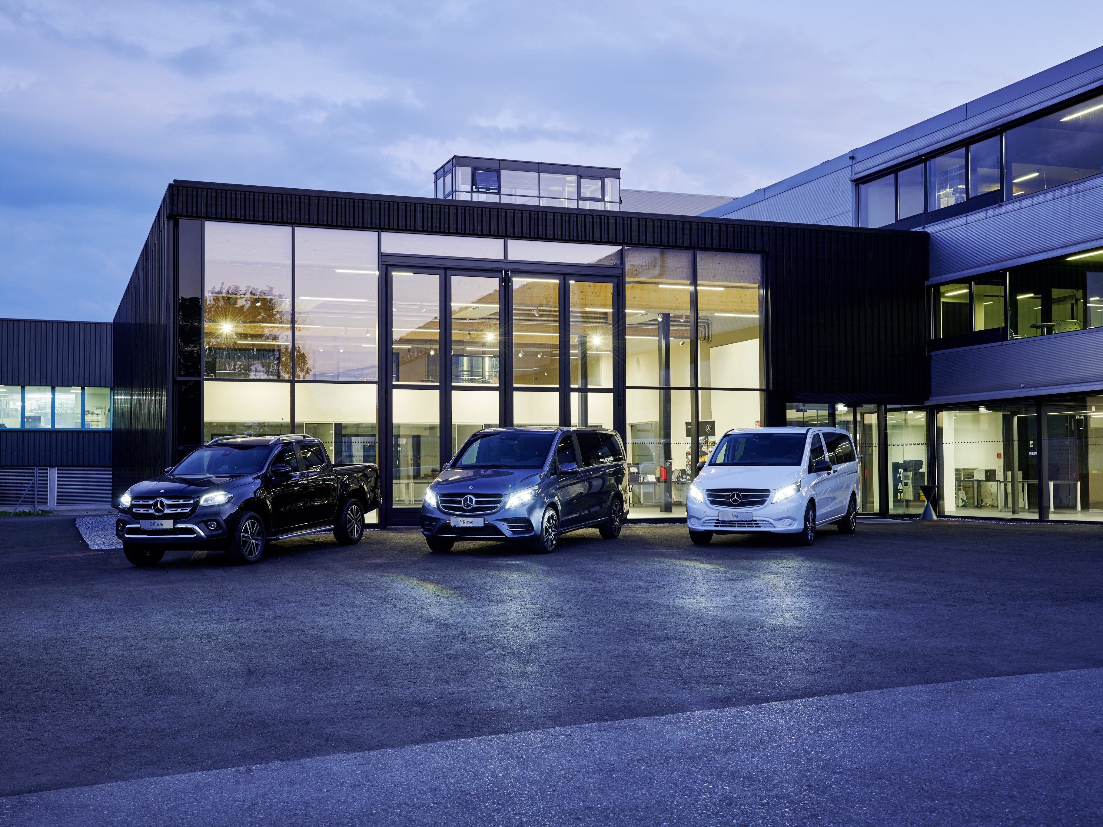 Die Schneider Automobil GmbH hat ihren Standort in Götzis modernisiert und die Fläche auf nunmehr 3700 m2 nahezu verdoppelt. Die Schneider Automobil GmbH hat ihren Standort in Götzis modernisiert und die Fläche auf nunmehr 3700 m2 nahezu verdoppelt.