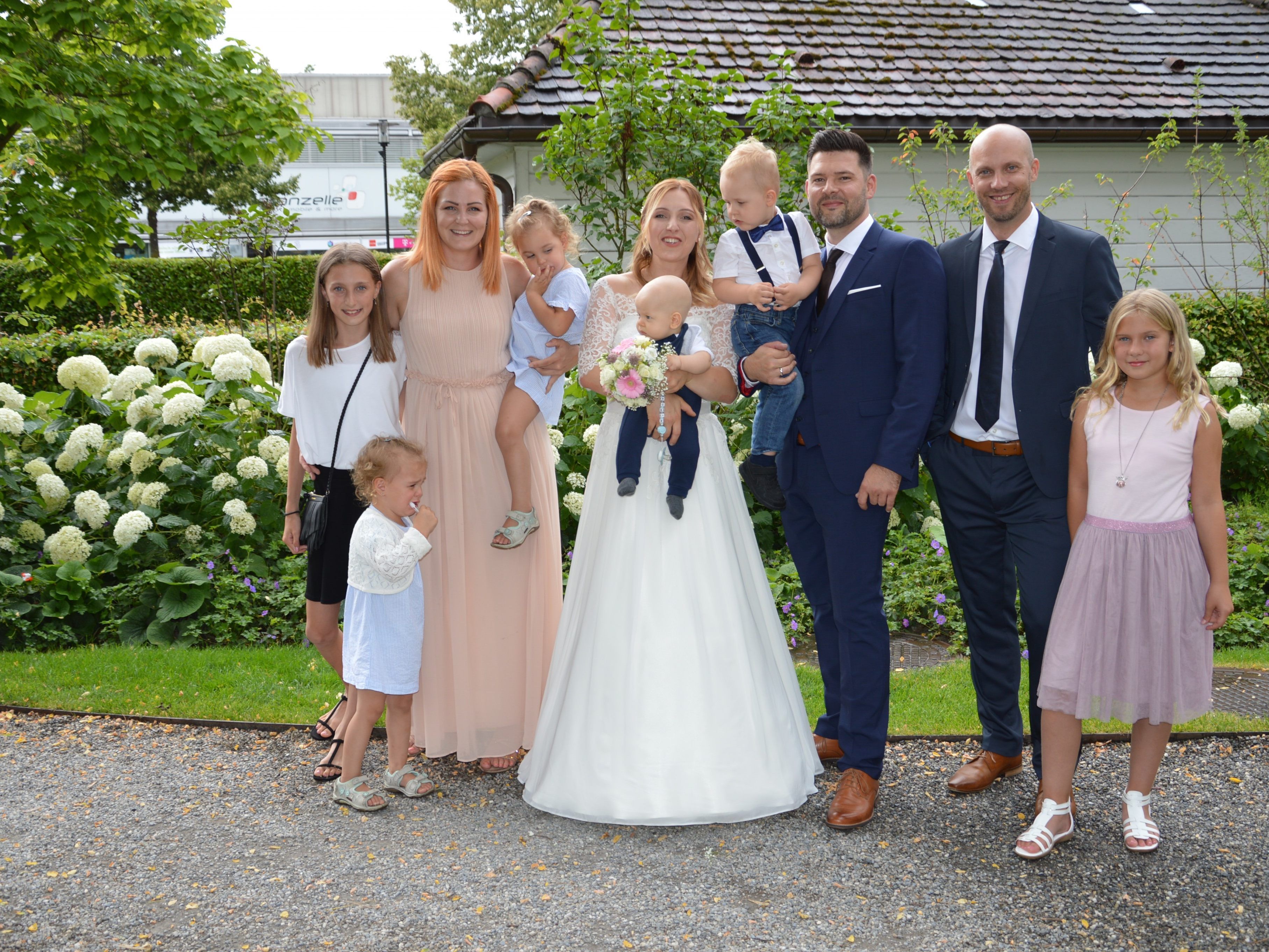 Hochzeitstag von Nicole Pfeiffer und Elvis Zulic.