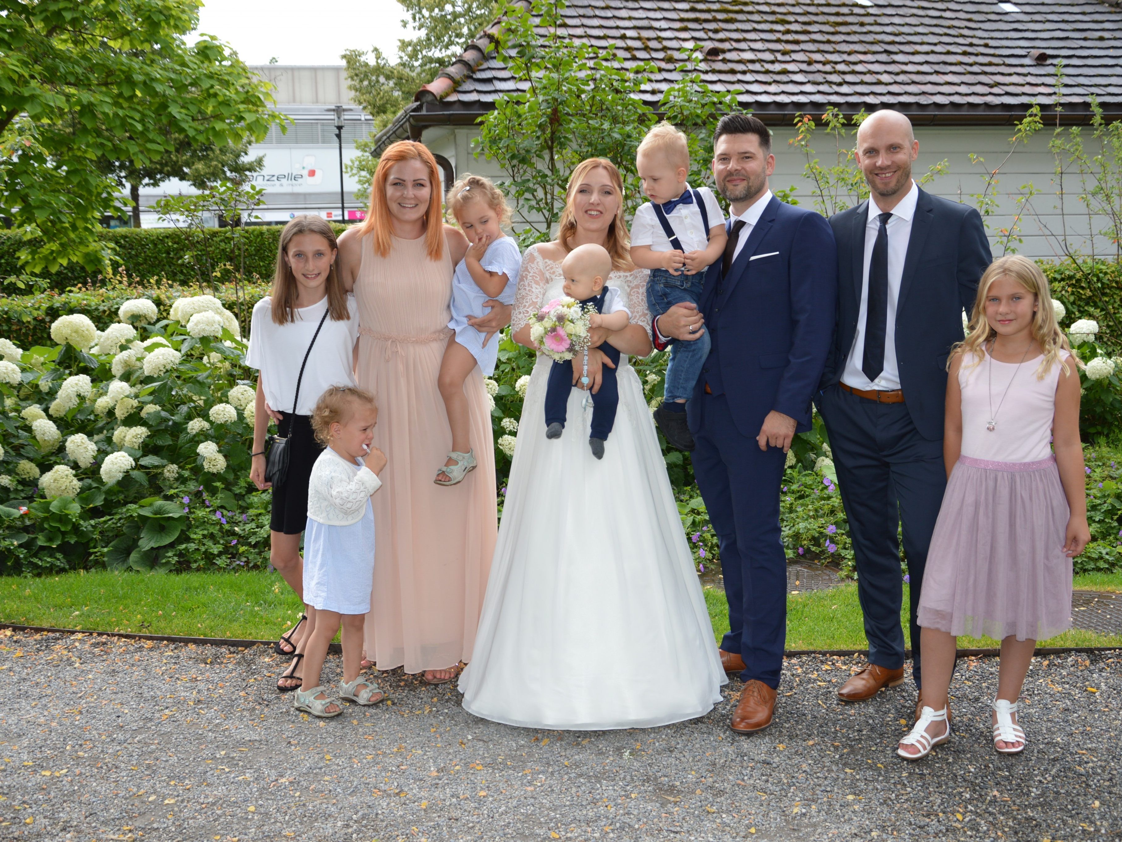 Hochzeitstag von Nicole Pfeiffer und Elvis Zulic.