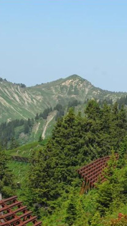 Nicht gerade schön, aber notwendig: Lawinenverbauungen