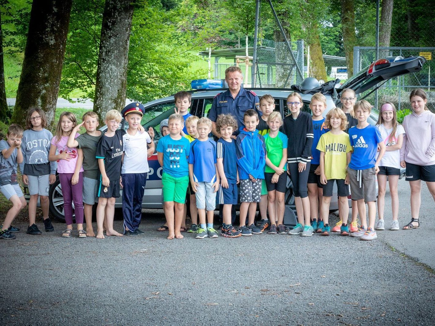 Polizei zu Besuch bei KARATE BREGENZ