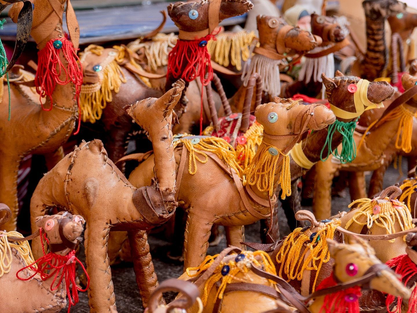 Man sollte aufpassen, was man seinen Liebsten aus dem Urlaub mitbringt. / Symbolbild