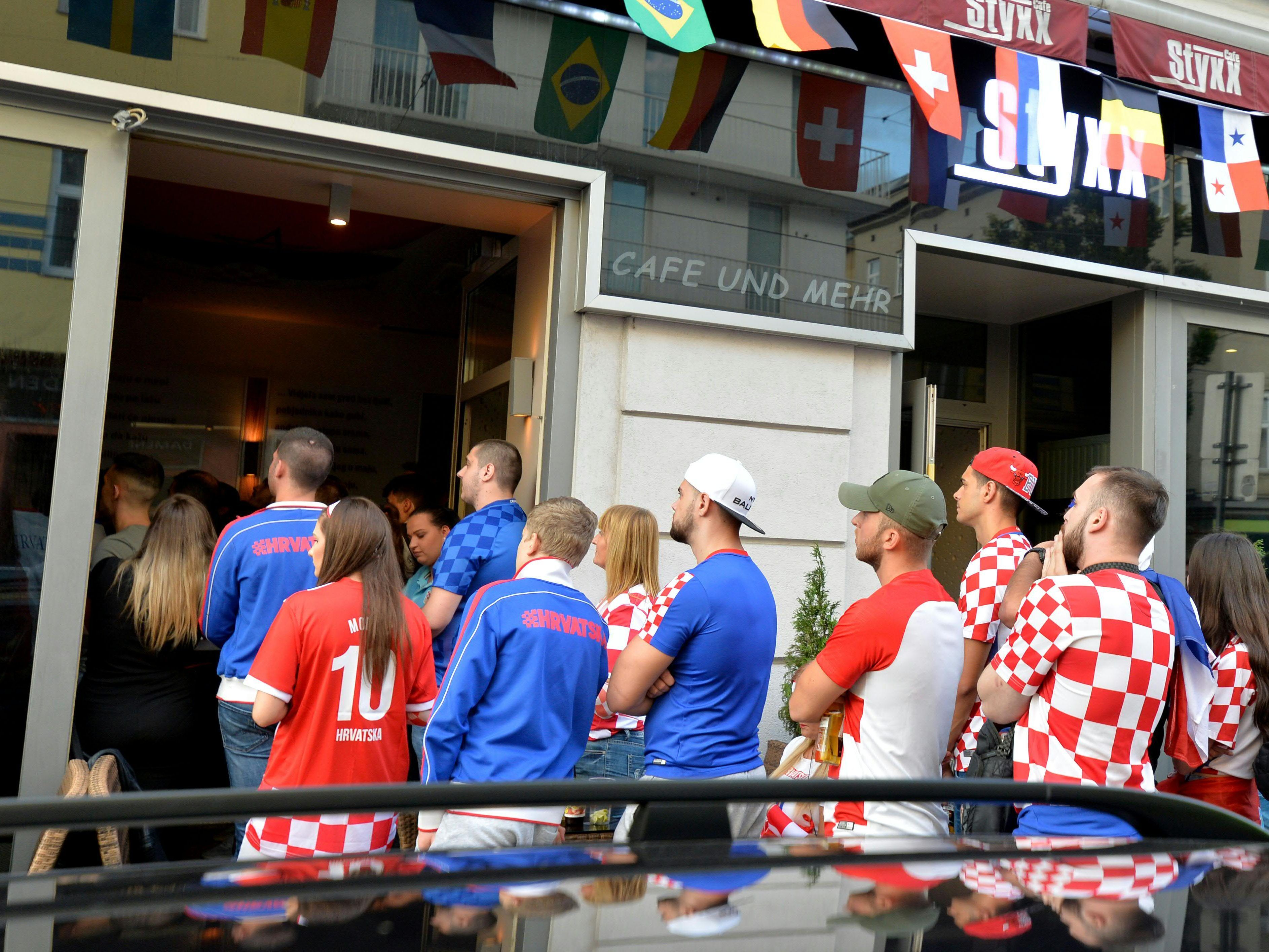 Wien fiebert dem WM-Finale zwischen Frankreich und Kroatien entgegen. Wien fiebert dem WM-Finale zwischen Frankreich und Kroatien entgegen.