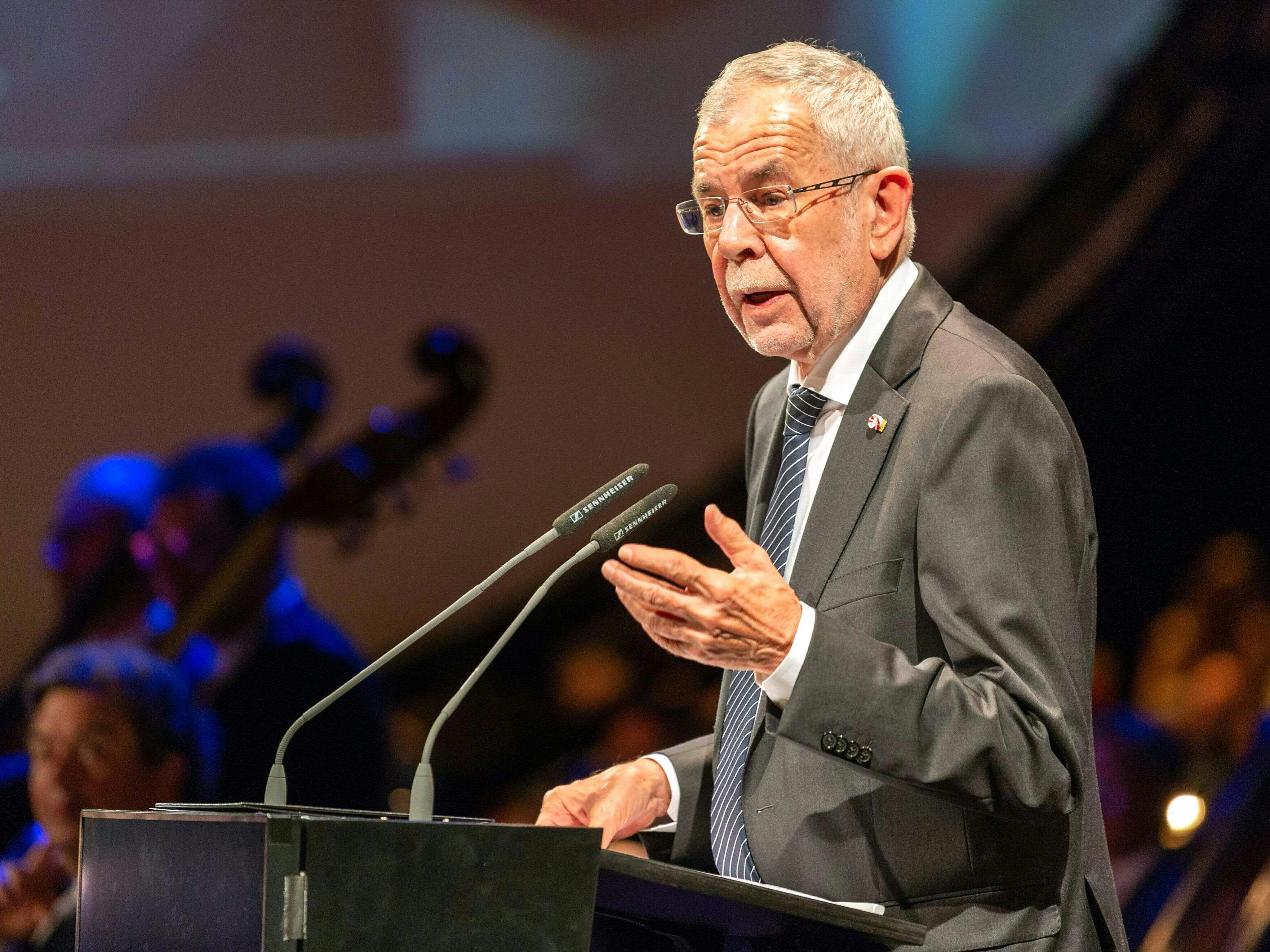 Alexander Van der Bellen und Norbert Hofer hatten im Wahlkampf ein ähnliches Budget. Alexander Van der Bellen und Norbert Hofer hatten im Wahlkampf ein ähnliches Budget.