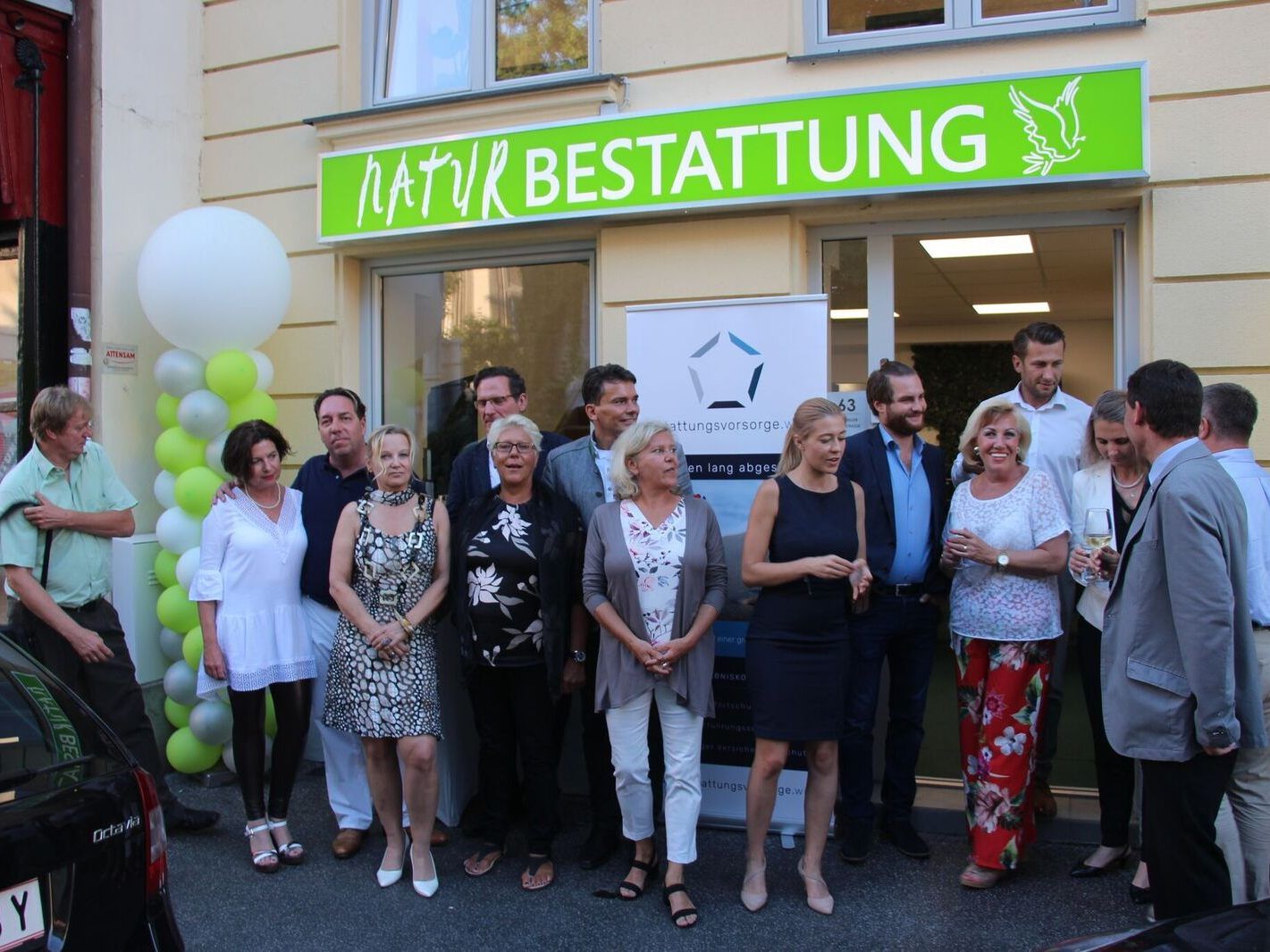 Eine neue Filiale hat in Wien-Döbling eröffnet. Eine neue Filiale hat in Wien-Döbling eröffnet.