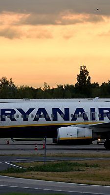 Aufnahme von Tarifverhandlungen für das Kabinenpersonal