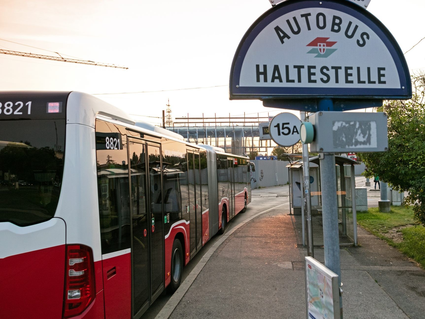 Der 15A soll sich künftig schneller wieder in den Fließverkehr einreihen können. Der 15A soll sich künftig schneller wieder in den Fließverkehr einreihen können.