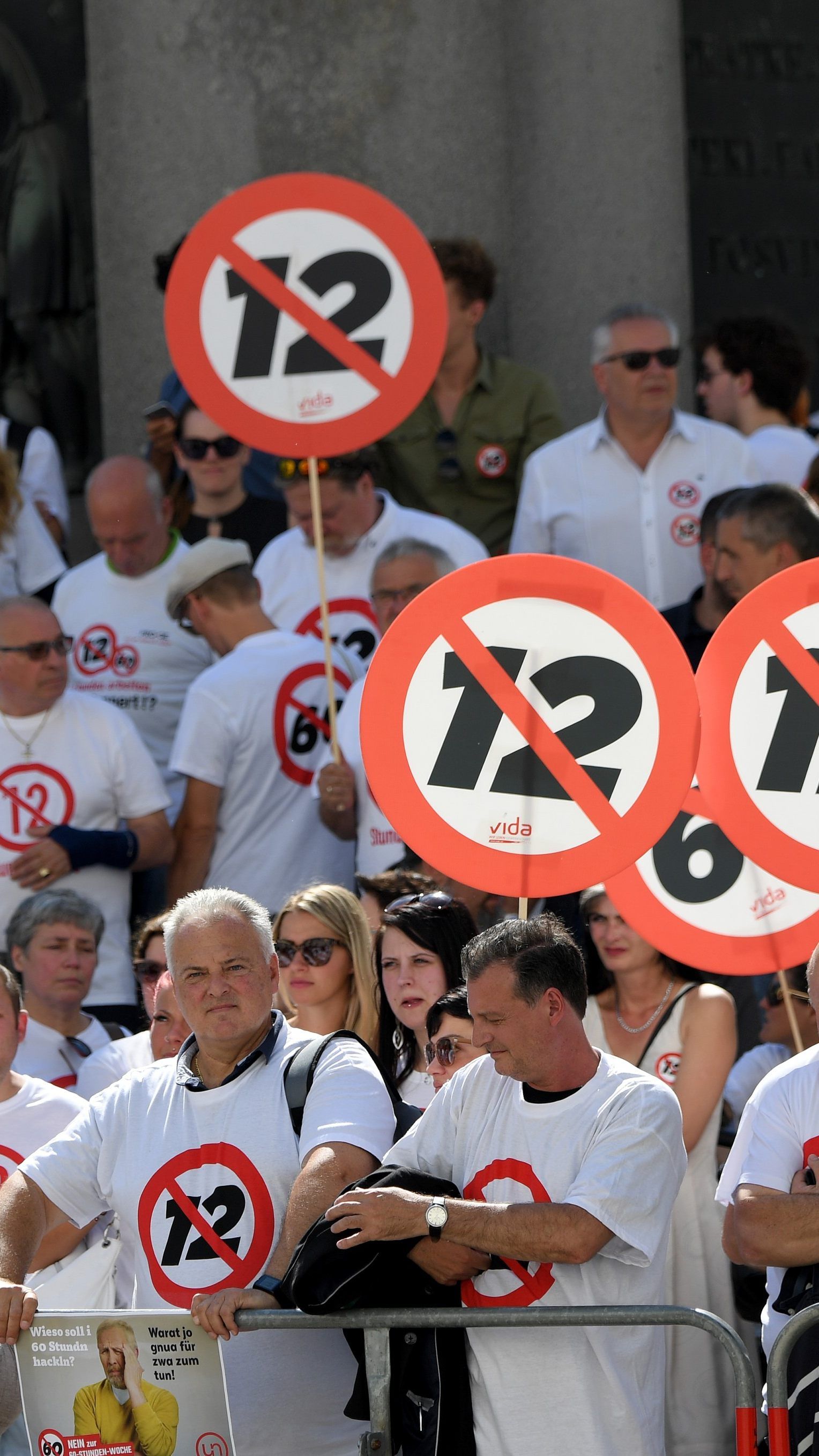 Der erste Fall einer neuen Gleitzeitvereinbarung nach dem neuen 12-Stunden-Tag-Gesetz ist aufgetaucht.