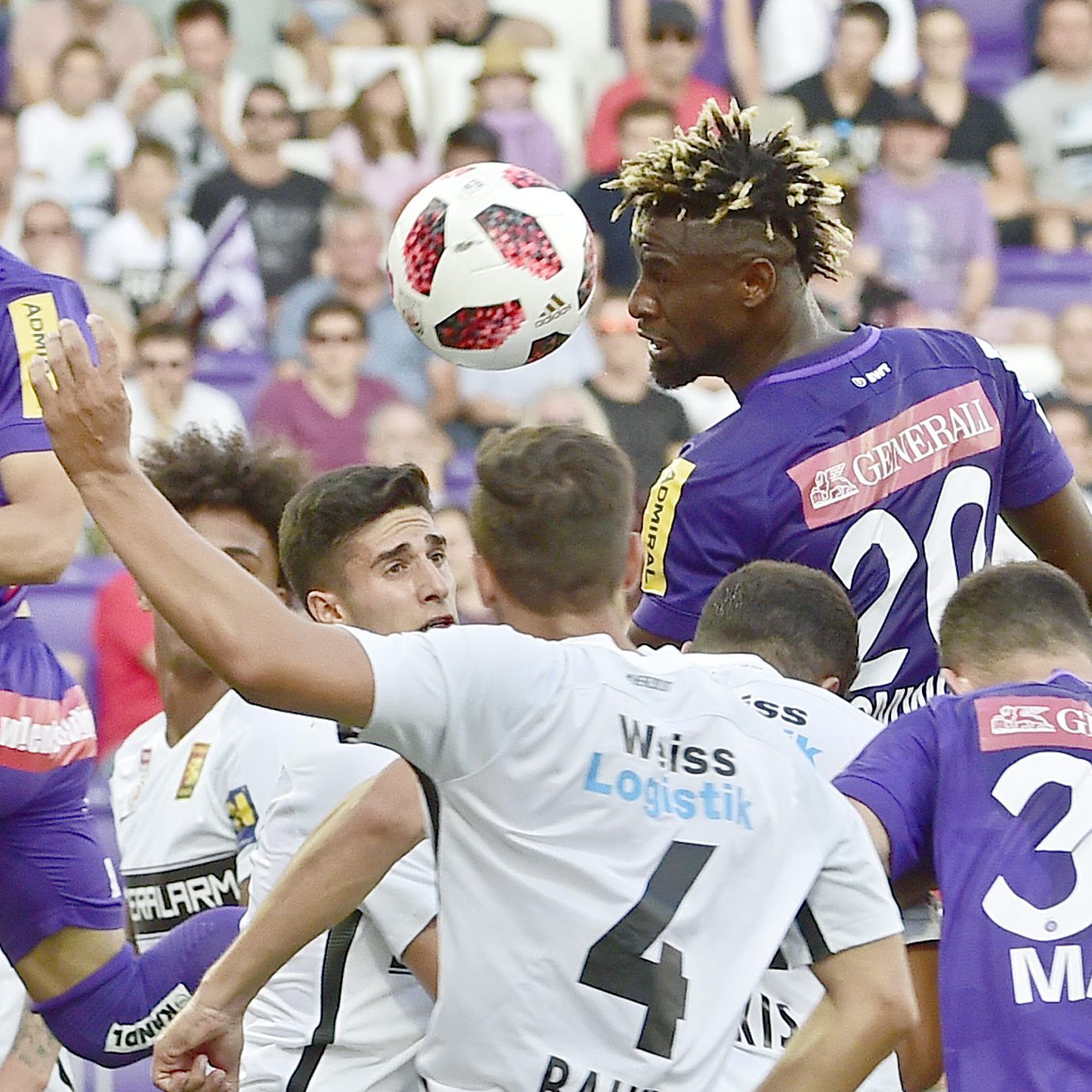 Mit 4:0 setzten sich die "Veilchen" gegen Admira durch.